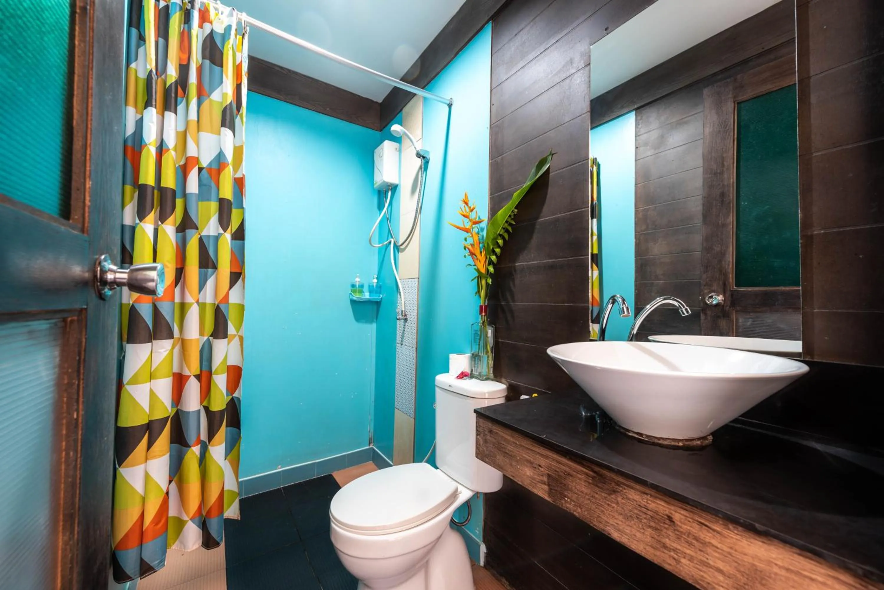 Toilet in Phi Phi Sea Sky Resort