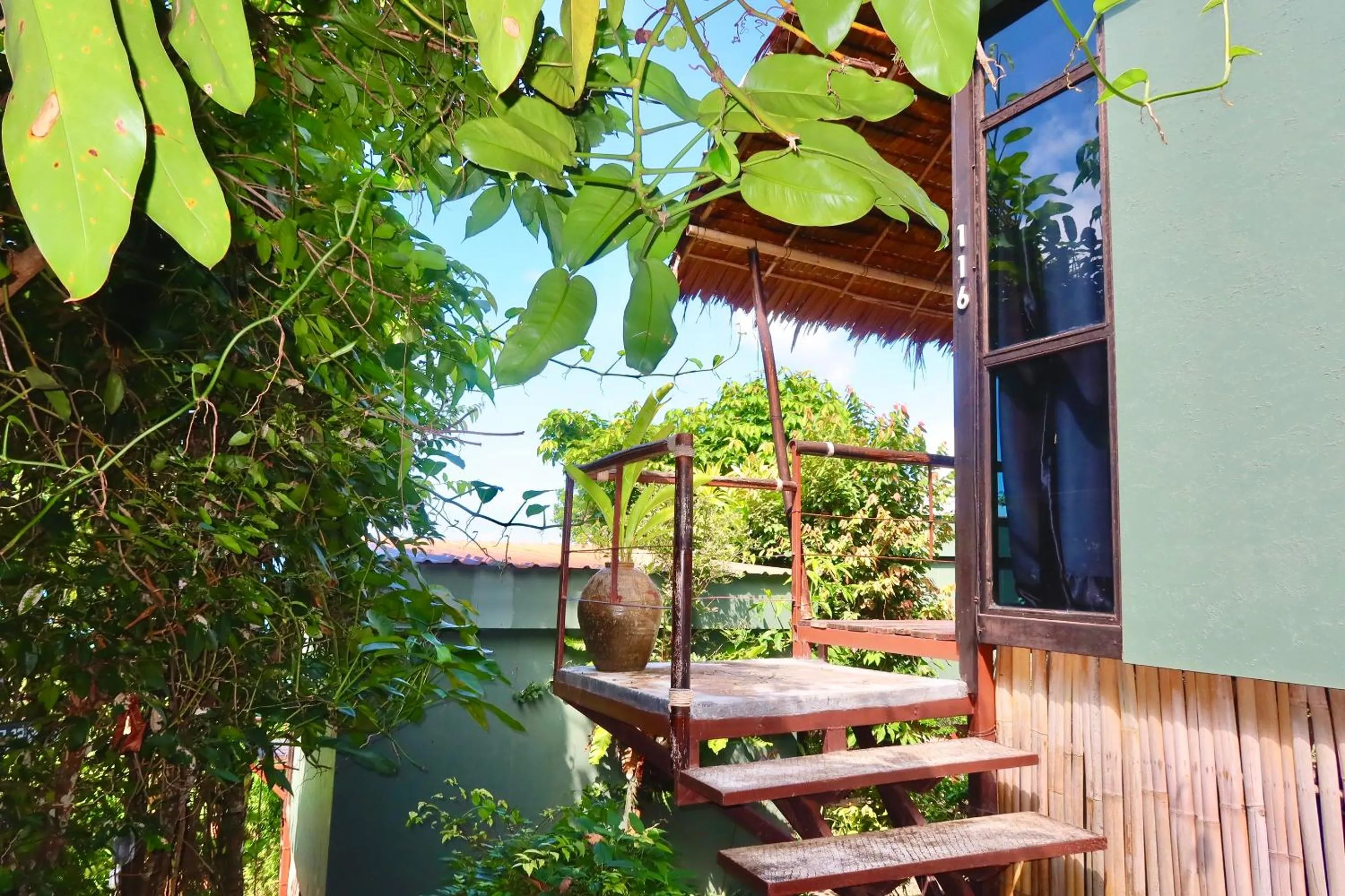 Property building in Phi Phi Sea Sky Resort