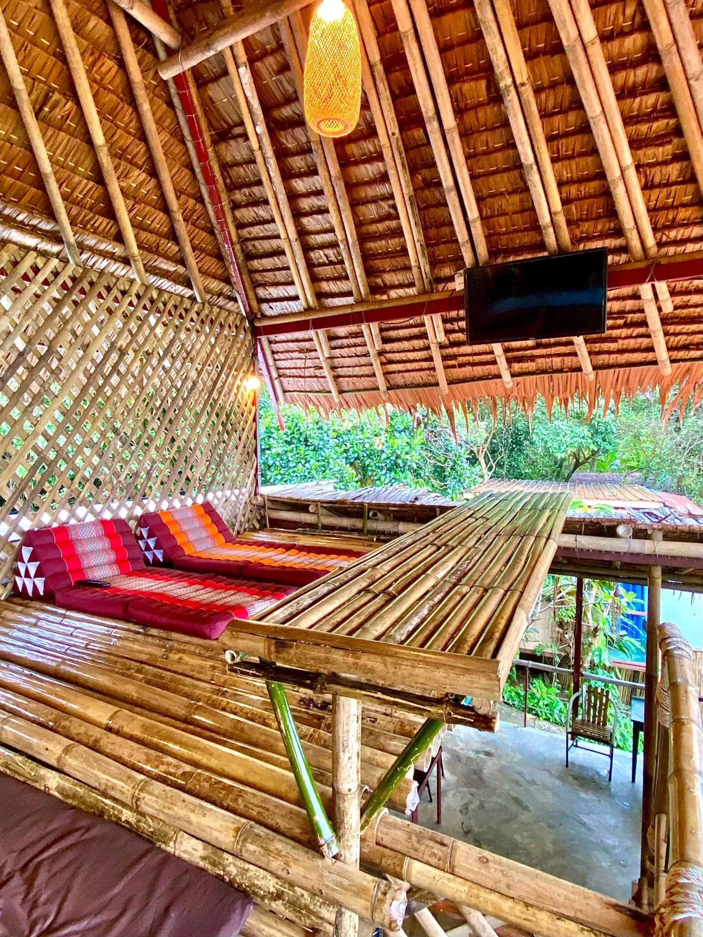 Area and facilities in Phi Phi Sea Sky Resort