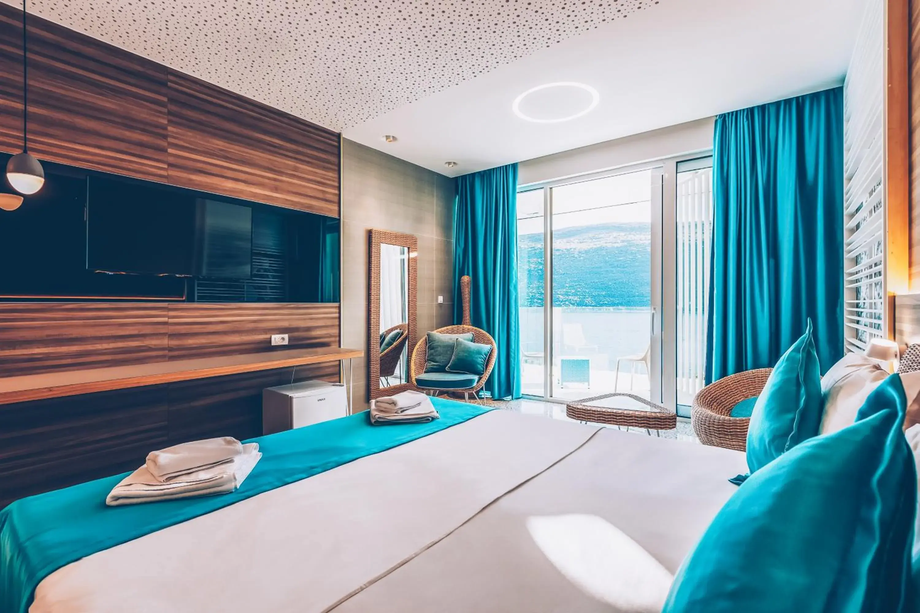 Bedroom, Bed in Carine Hotel Kumbor Superior Bedroom, Bed in Carine Hotel Kumbor Superior