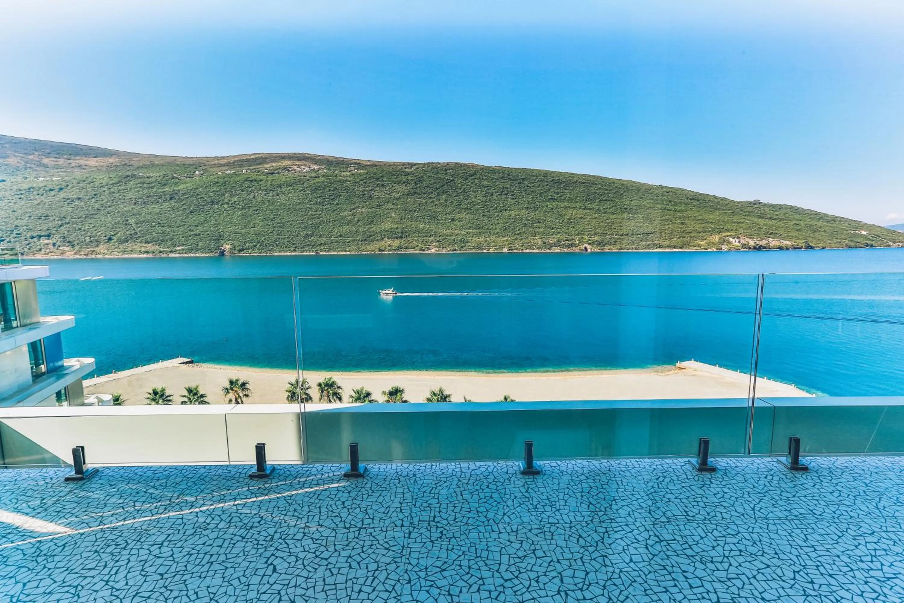 Spa and wellness centre/facilities in Carine Hotel Kumbor Superior