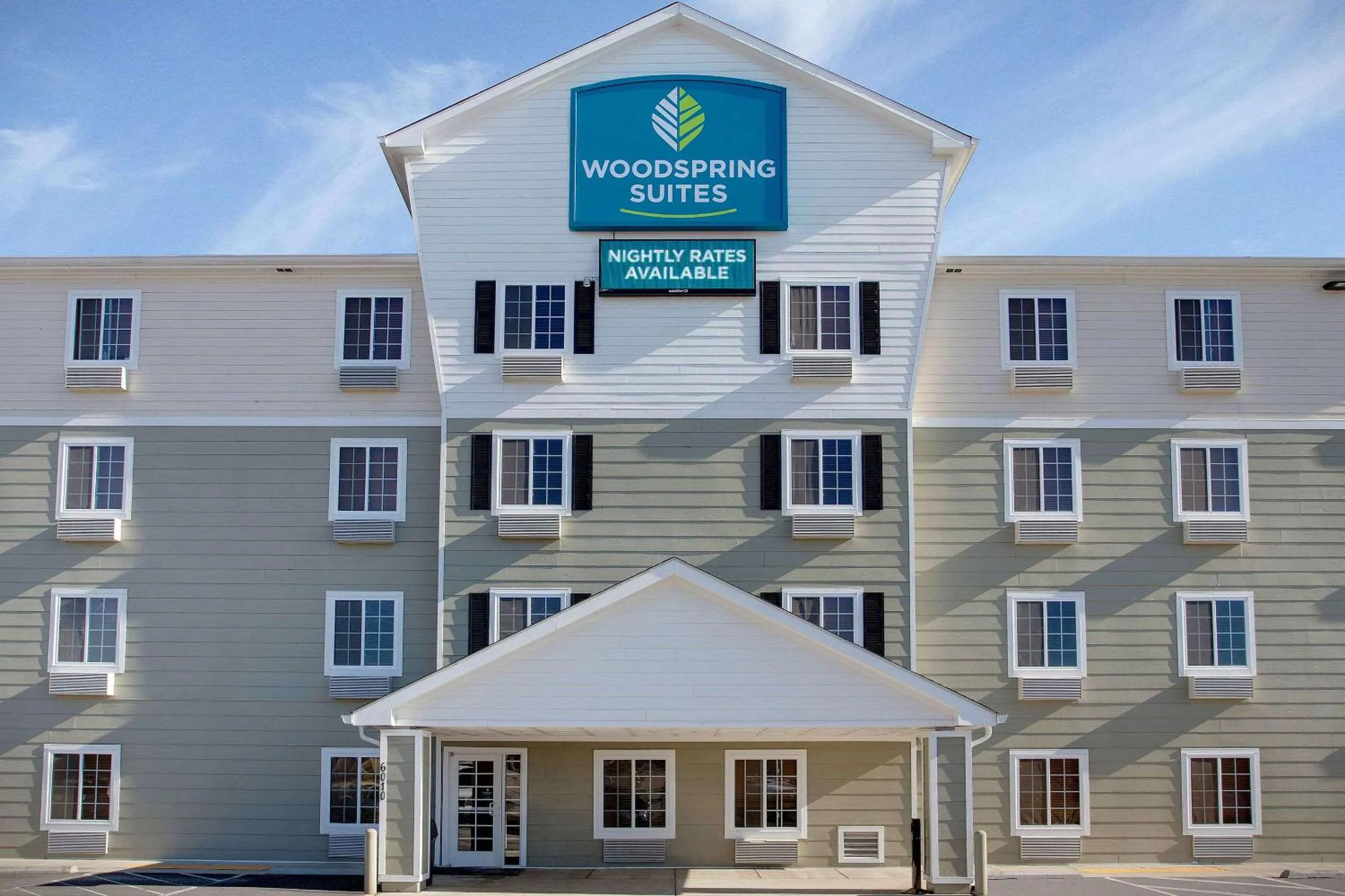 Property building in WoodSpring Suites Washington DC Andrews AFB