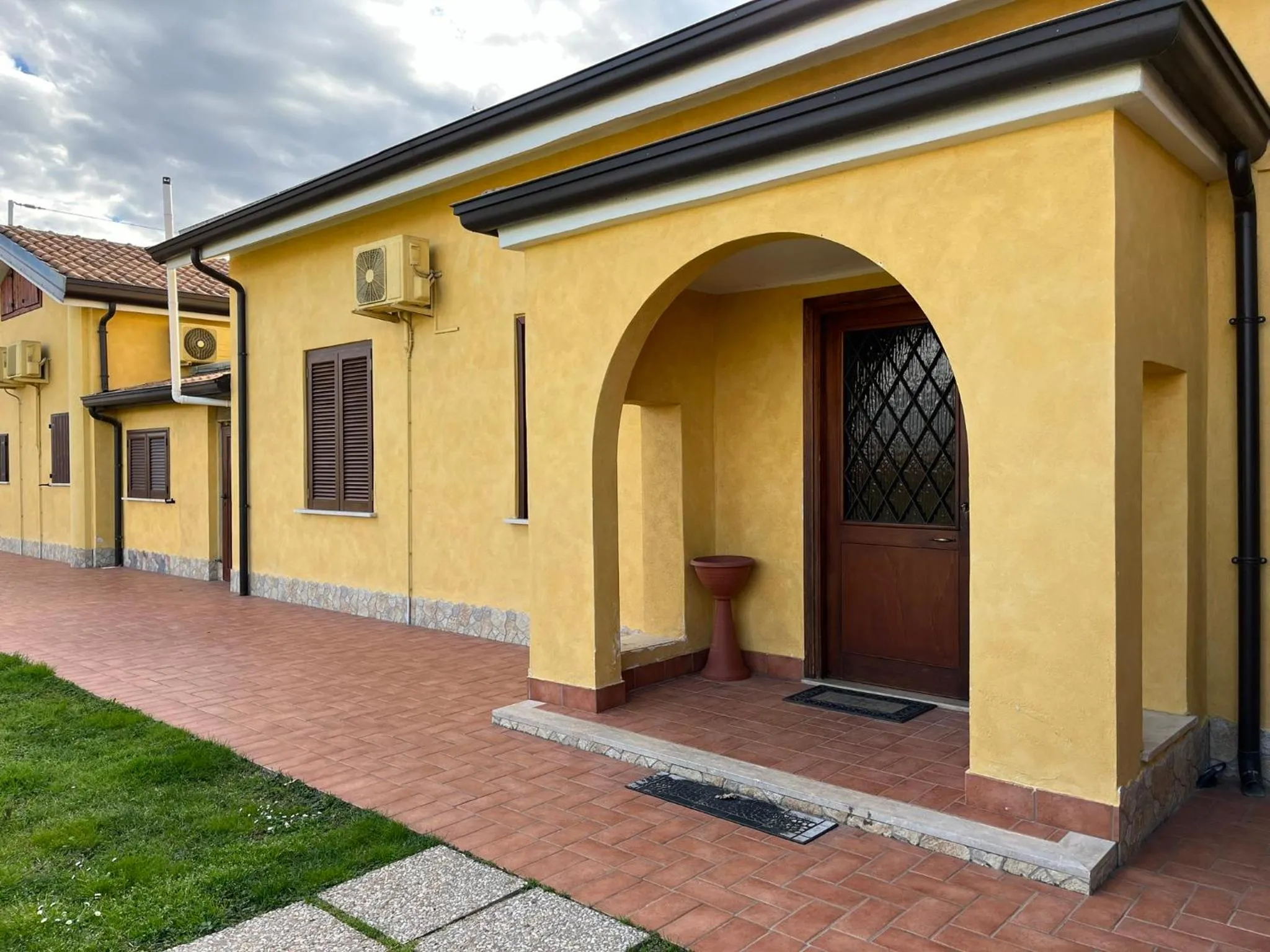 Property building in Le Ganze