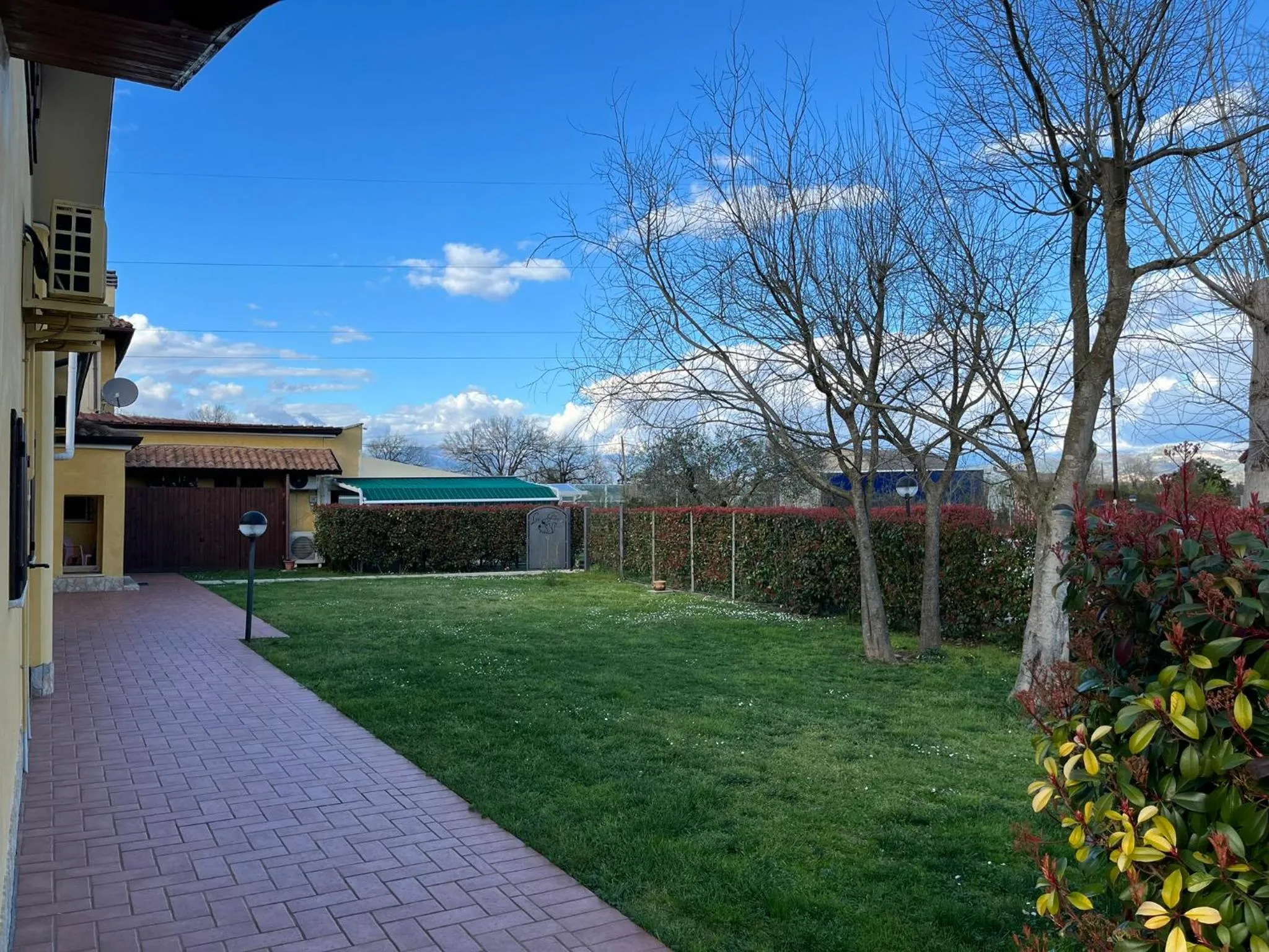 Property building in Le Ganze