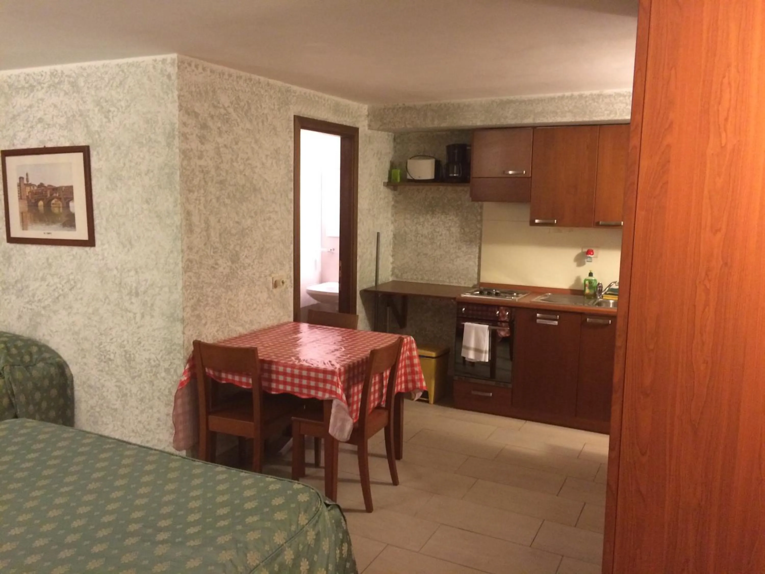 Kitchen or kitchenette in Gemini Studios