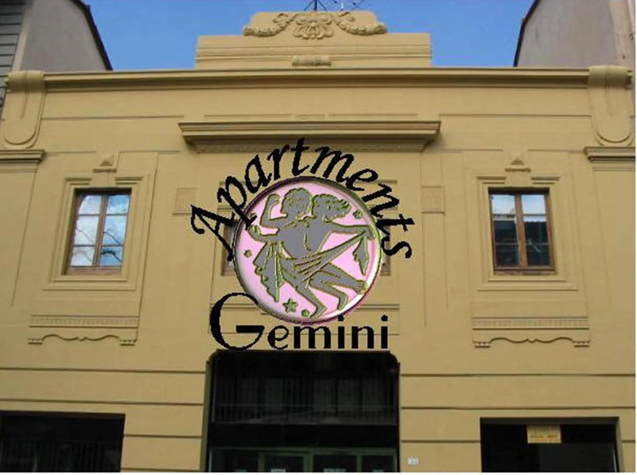Facade/entrance in Gemini Studios