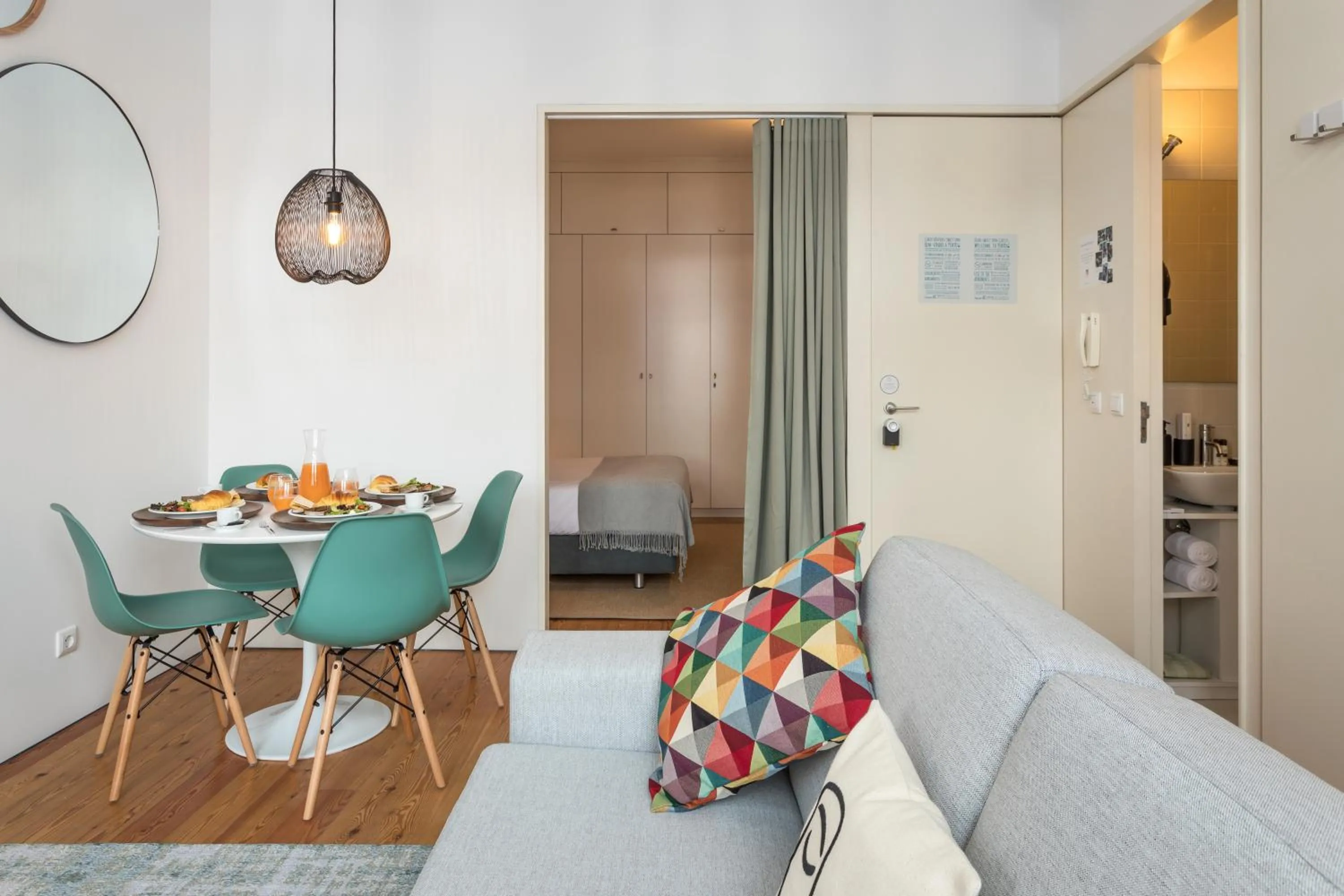 Dining area in Apartamentos Villa Bolhao