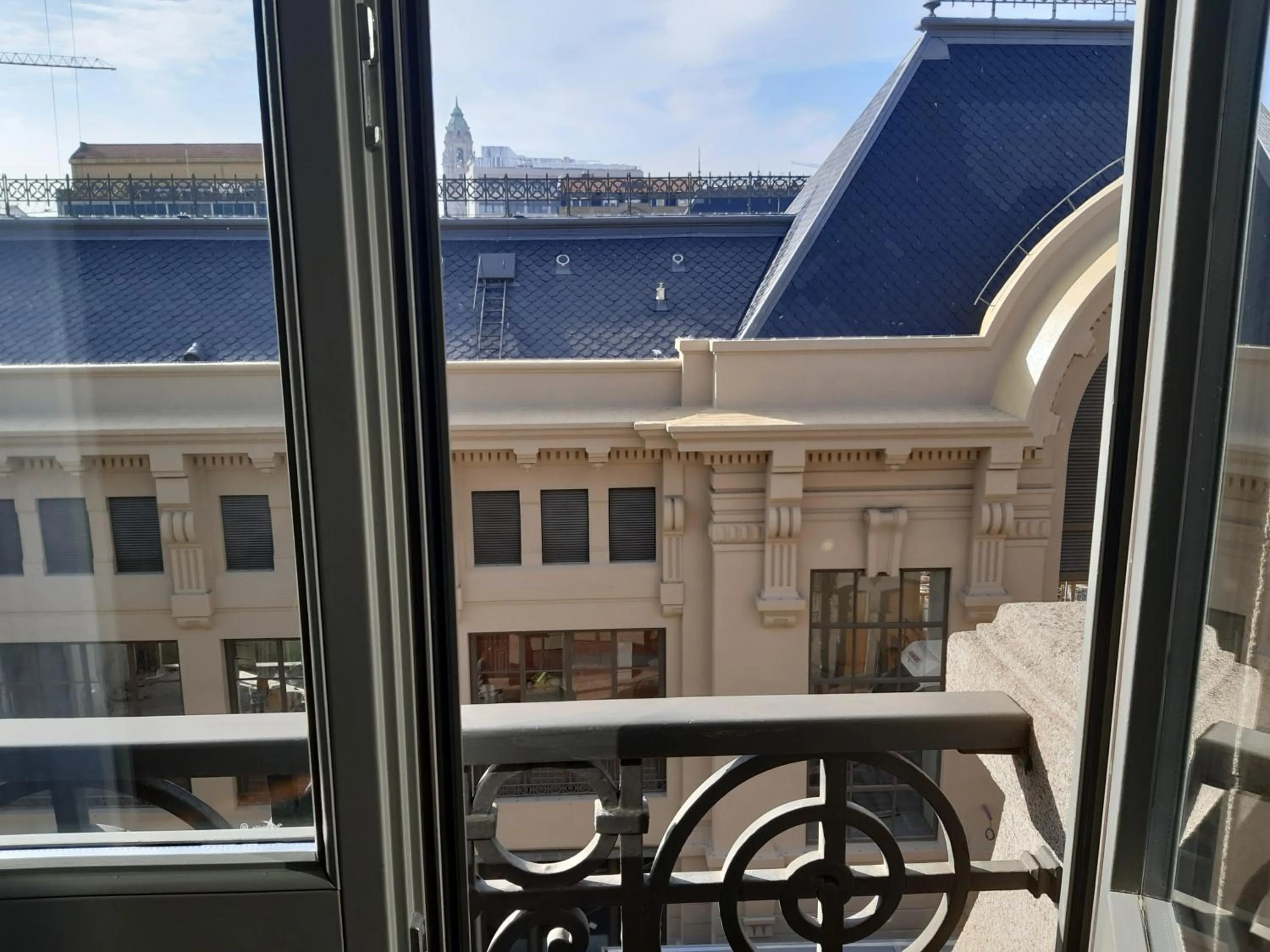 Nearby landmark in Apartamentos Villa Bolhao