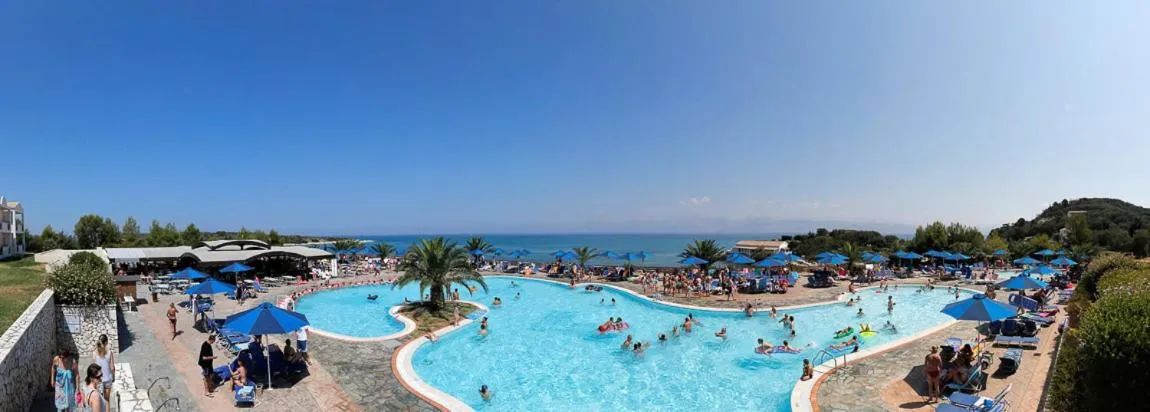 People in Mareblue Beach