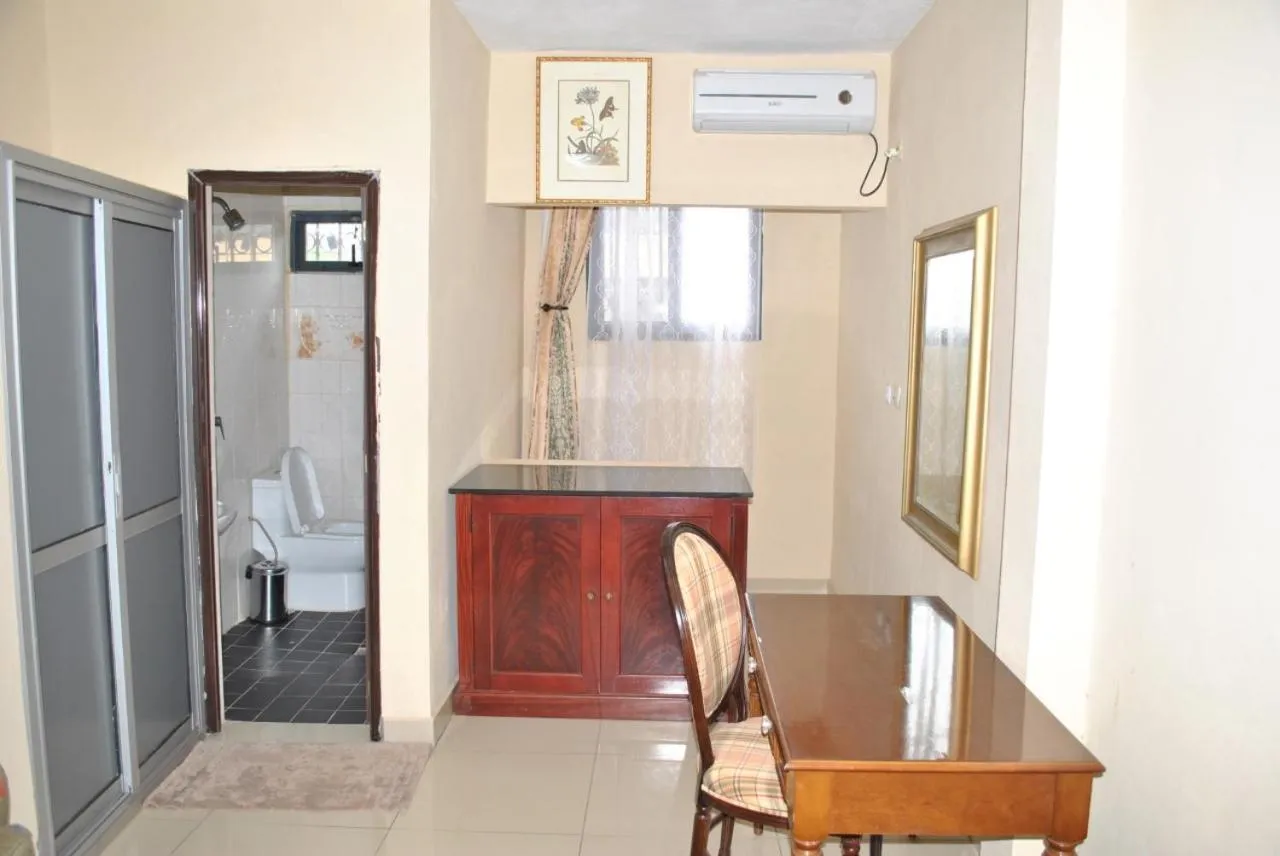 TV and multimedia in International Hotel, Yaoundé