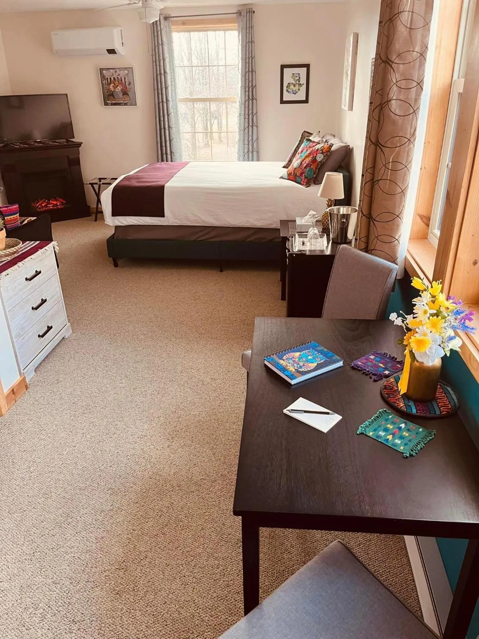 Bed in Deer Creek Winery at Brooks Estate