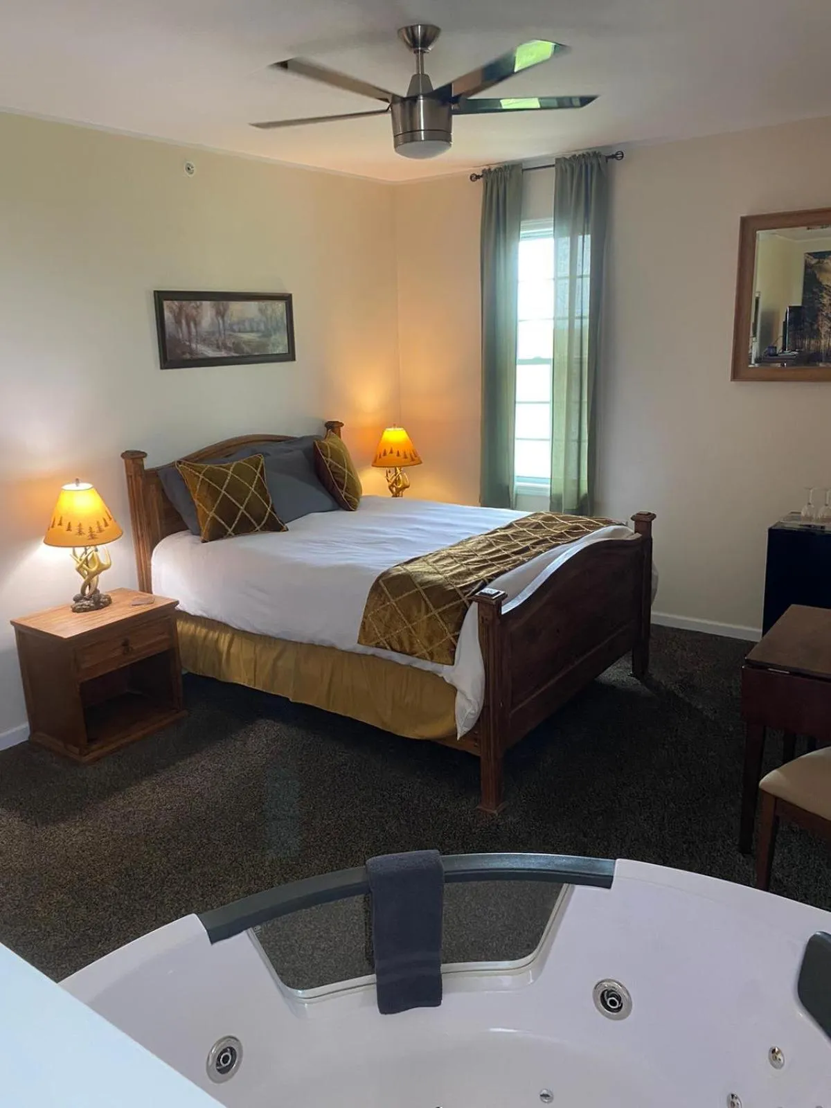 Bed in Deer Creek Winery at Brooks Estate