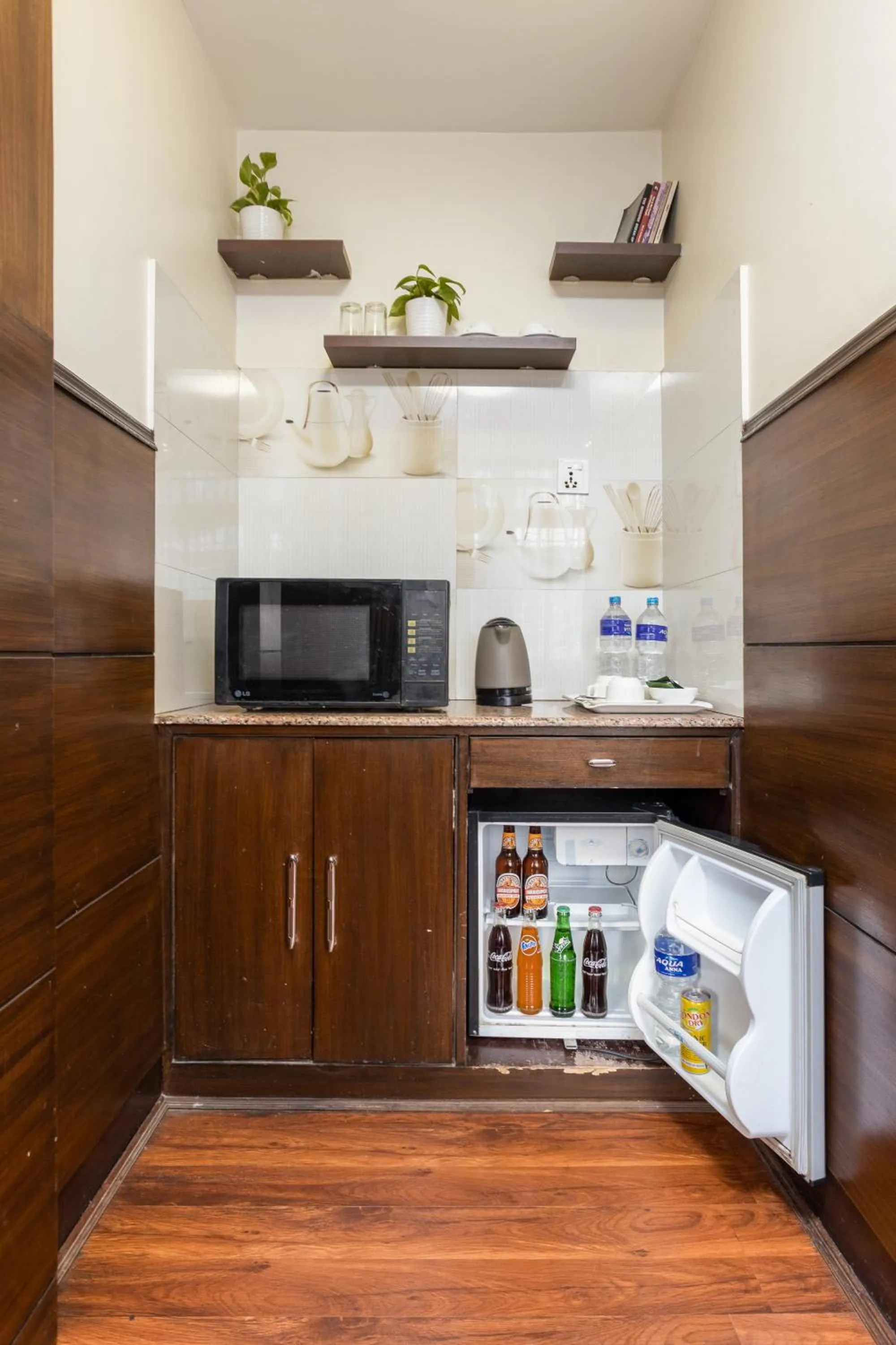 oven in Hotel Buddha