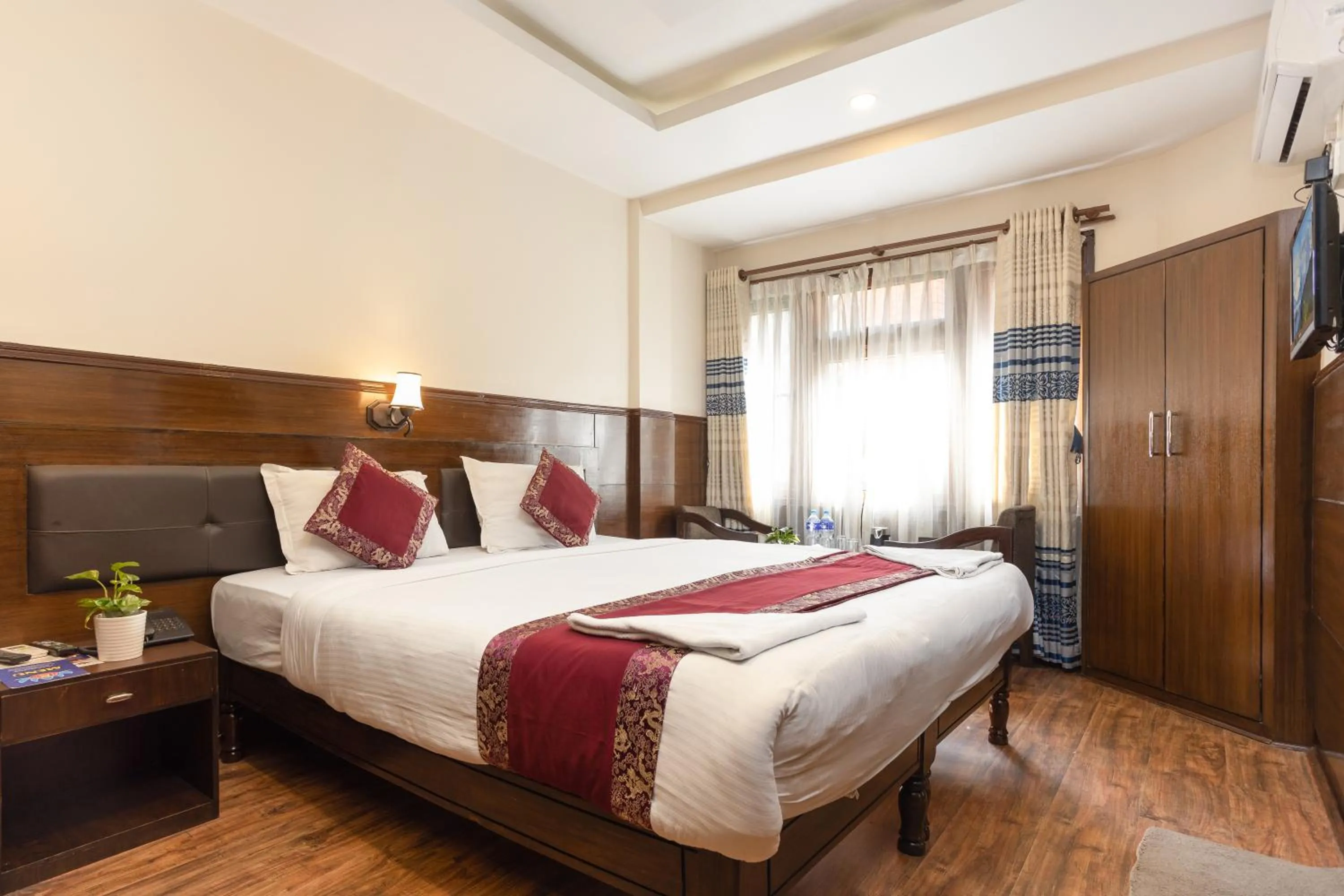 Bedroom, Bed in Hotel Buddha