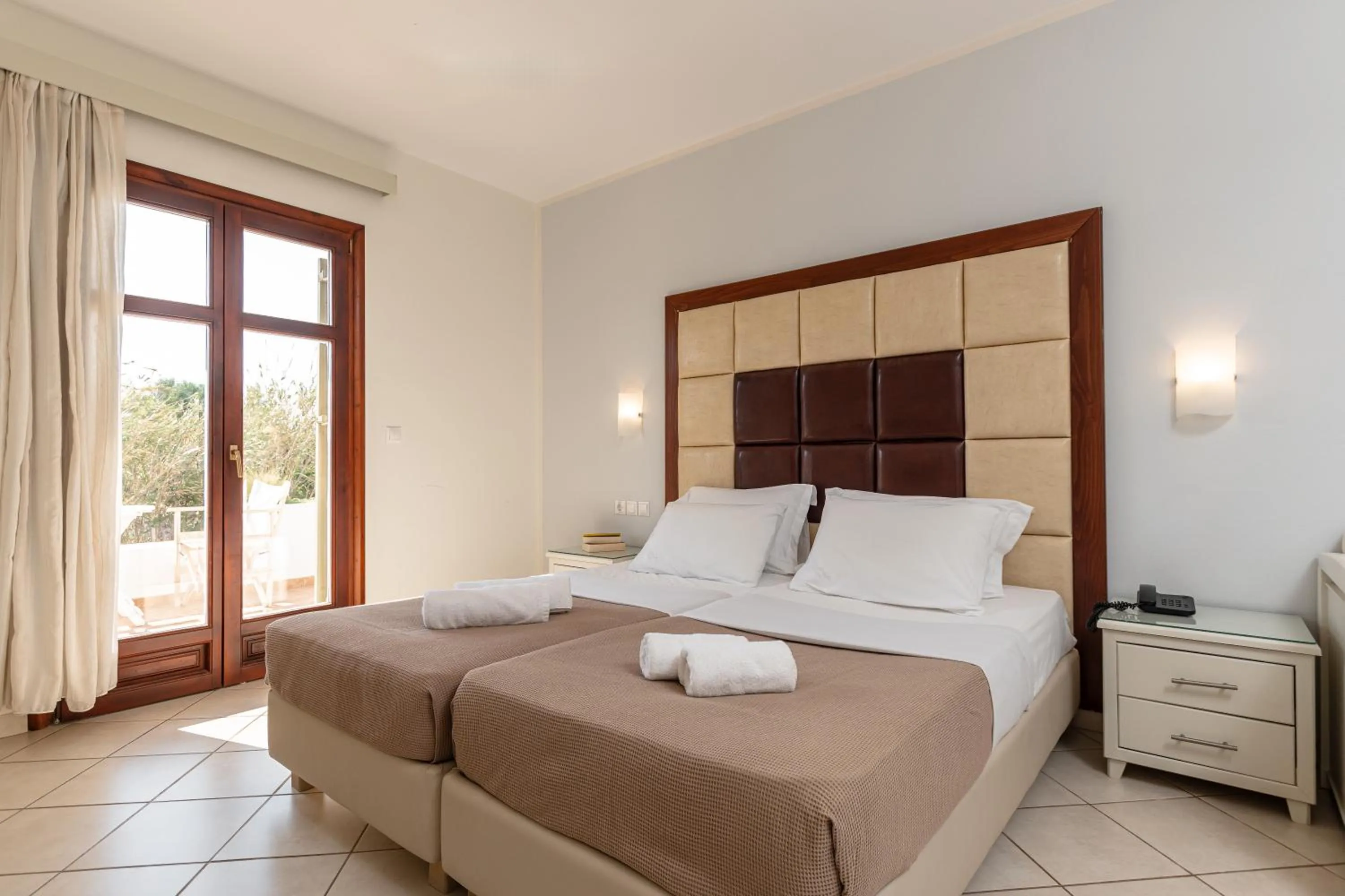 Bed in Plaka Hotel II