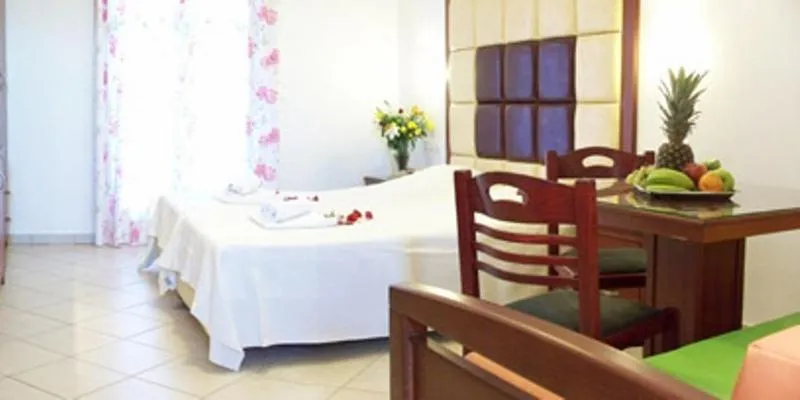 Bed in Plaka Hotel II