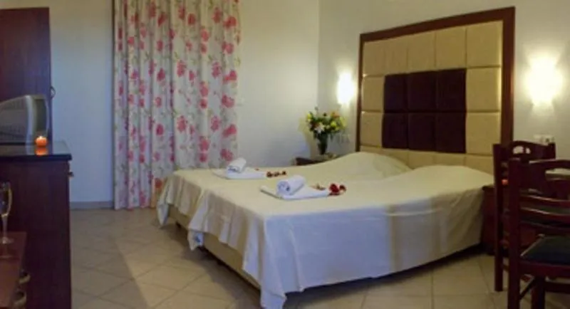 Bed in Plaka Hotel II