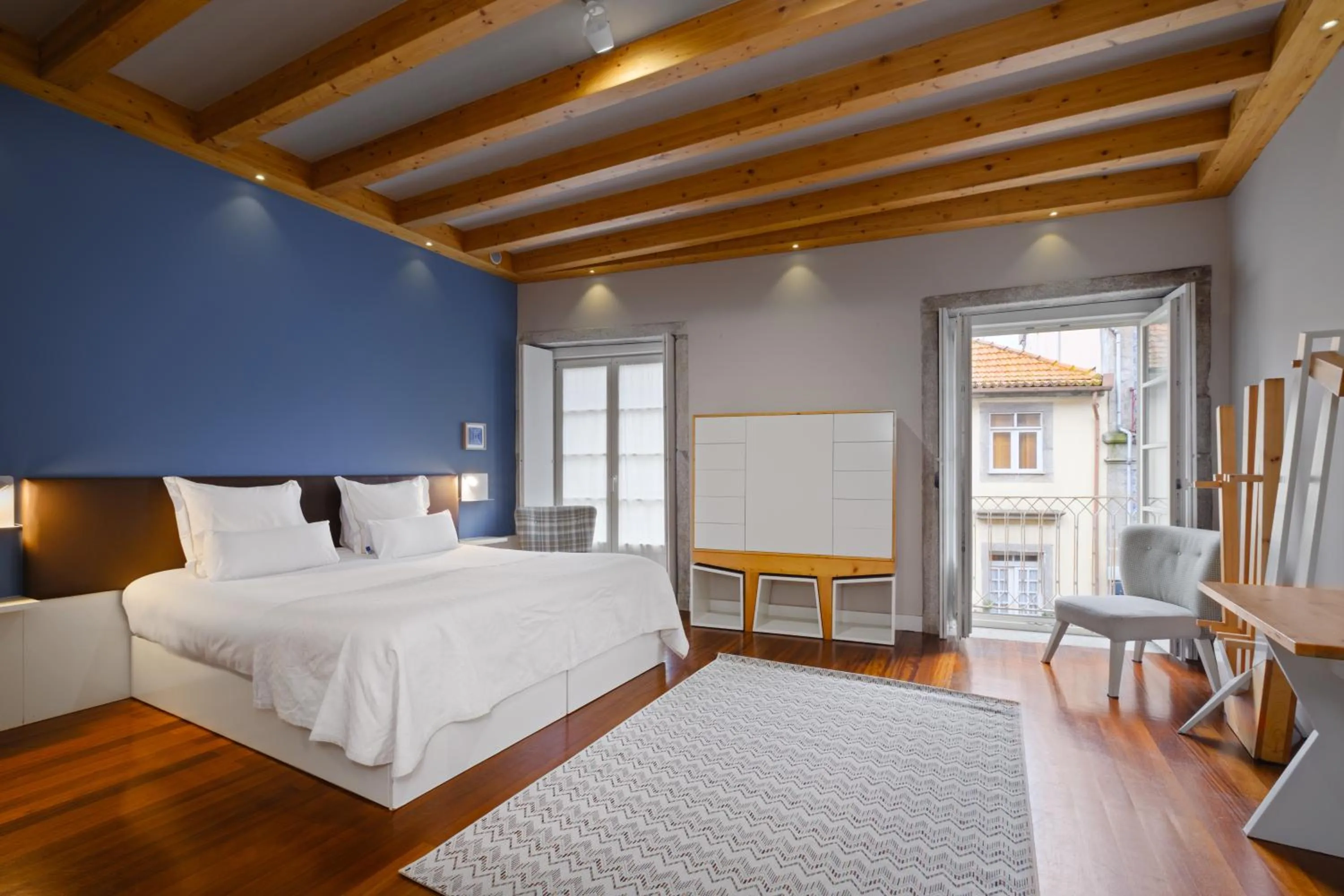 Seating area, Bed in ExtendALL