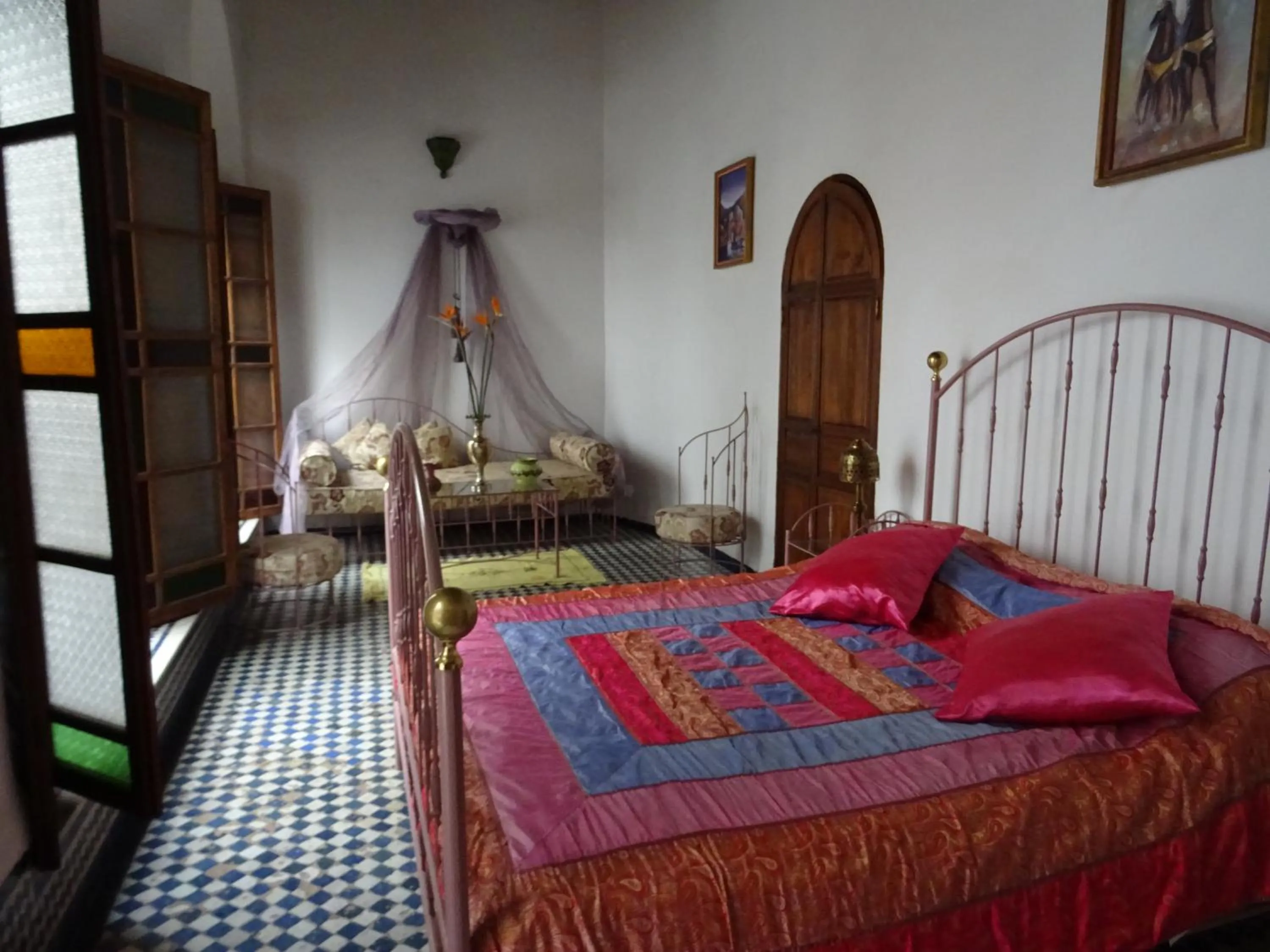 Photo of the whole room, Bed in Dar Al Safadi