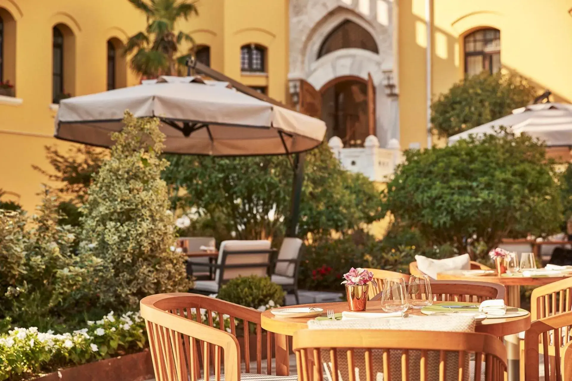 Restaurant/places to eat in Four Seasons Hotel Istanbul at Sultanahmet Restaurant/places to eat in Four Seasons Hotel Istanbul at Sultanahmet