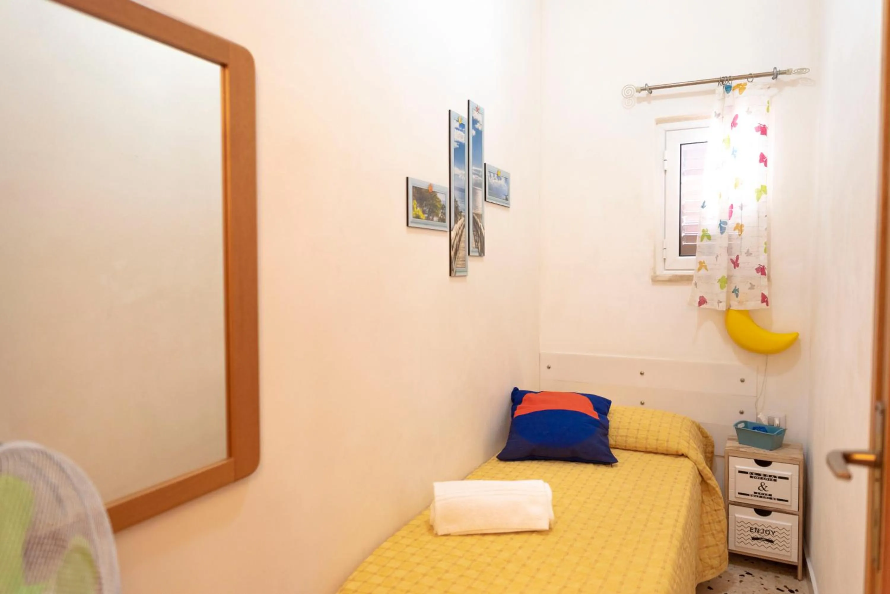 Bed in Villa con piscina Alcamo Marina