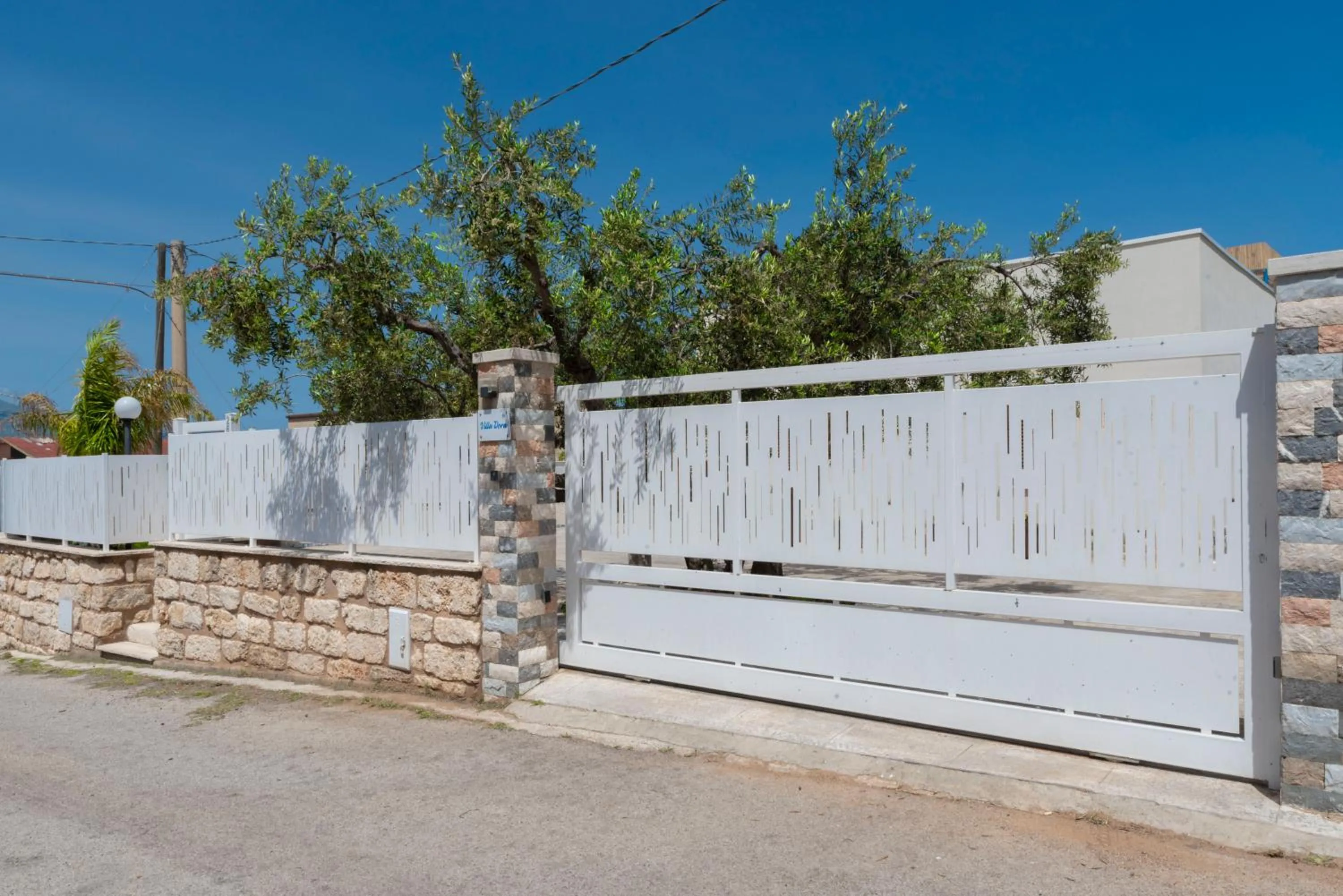 Villa con piscina Alcamo Marina