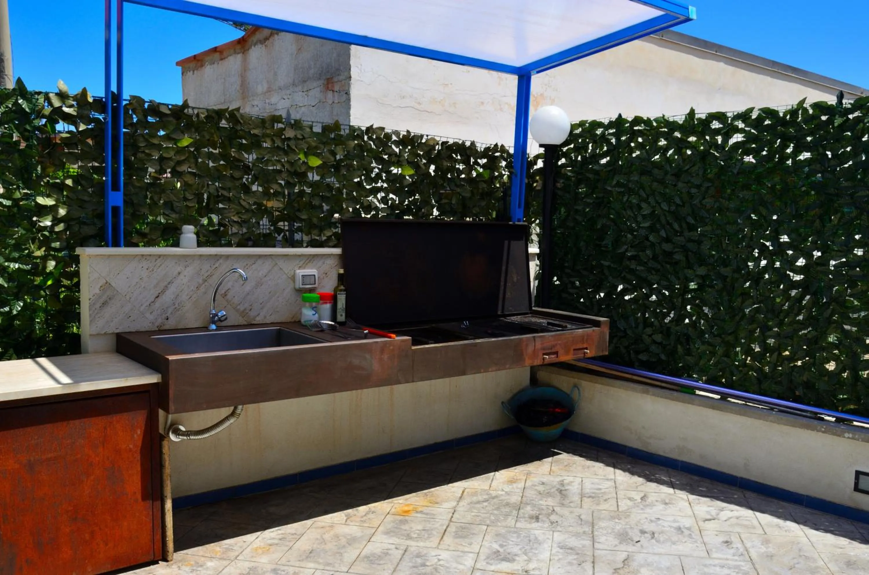 BBQ facilities in Villa con piscina Alcamo Marina