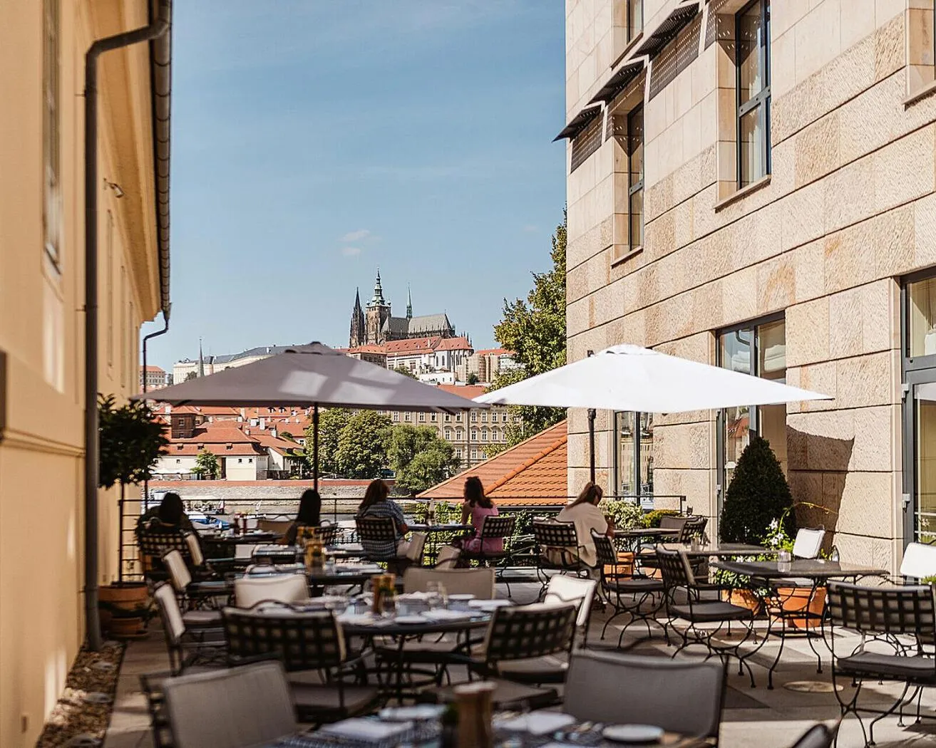 Restaurant/places to eat in Four Seasons Hotel Prague
