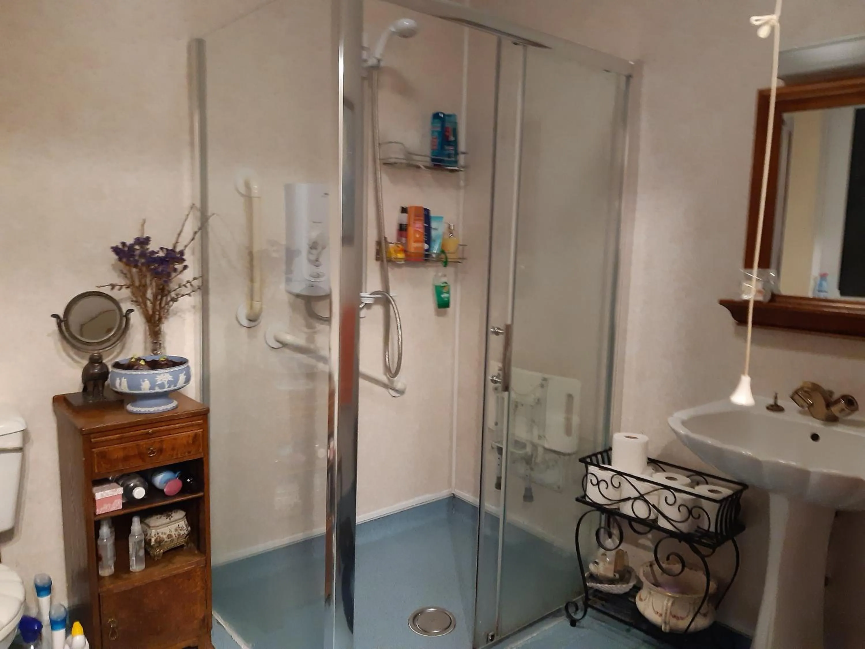 Shower in Song of the Sea, Selkie House