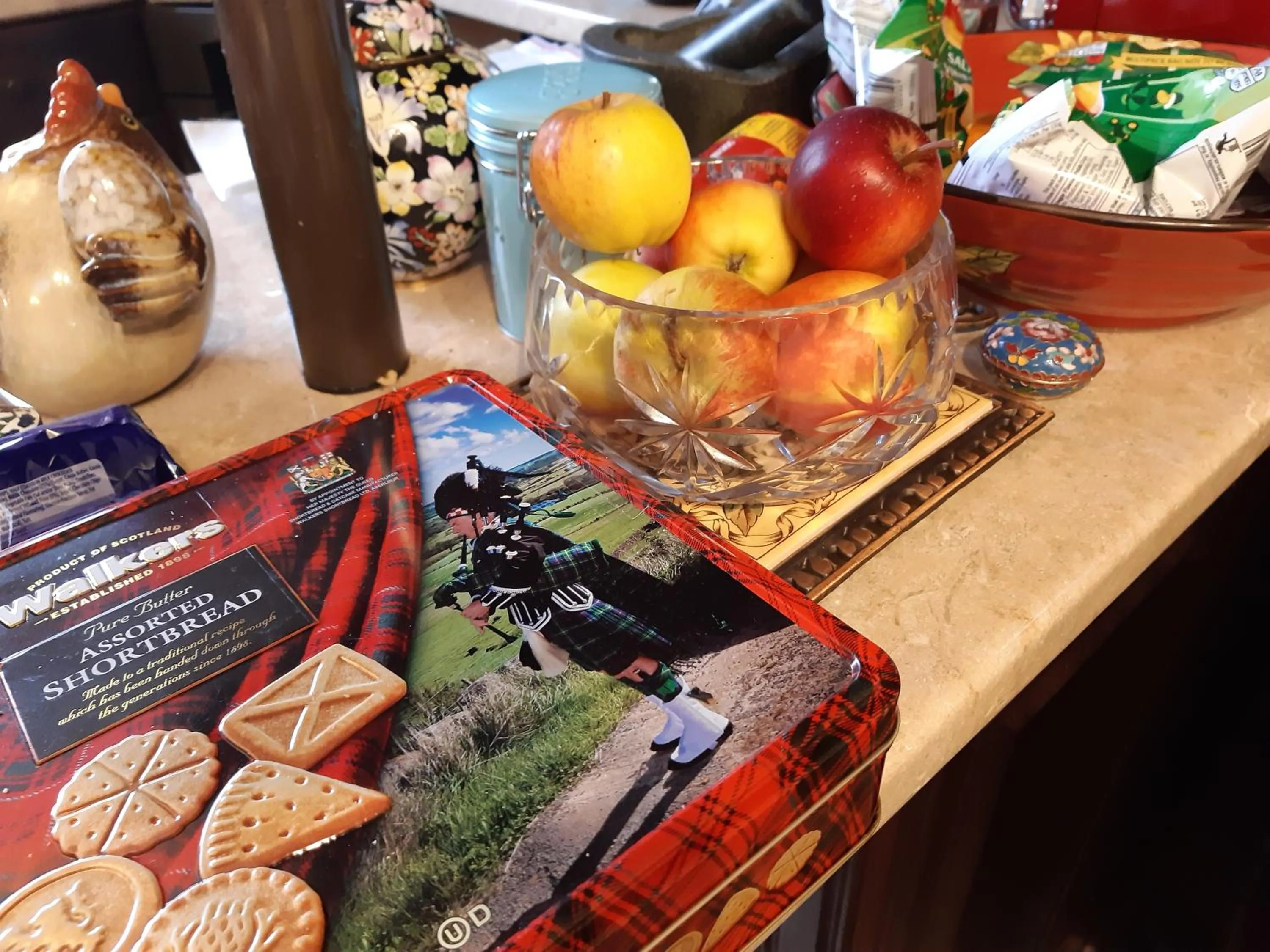 Food and drinks in Song of the Sea, Selkie House