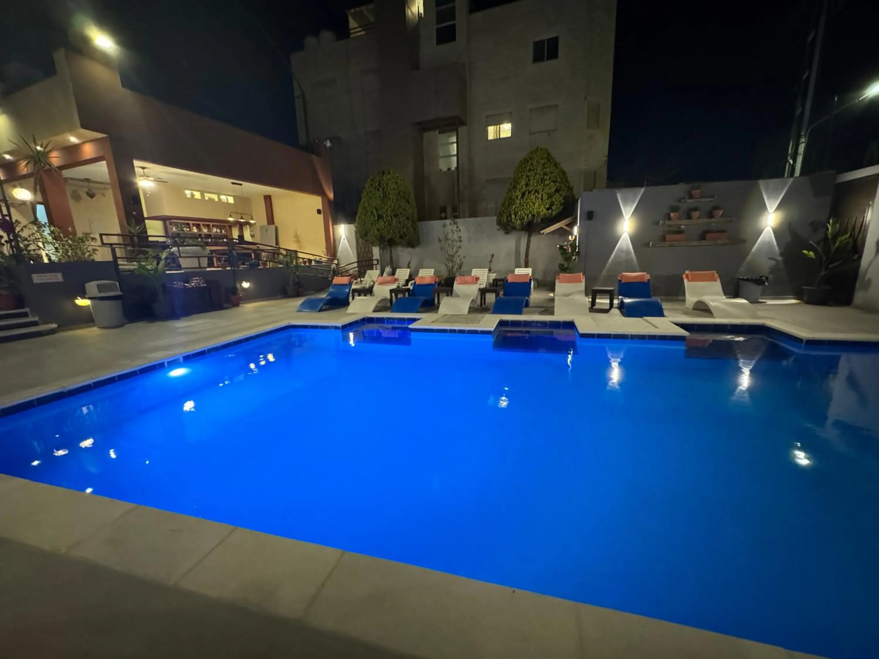 Swimming pool in Grand Hotel Madaba