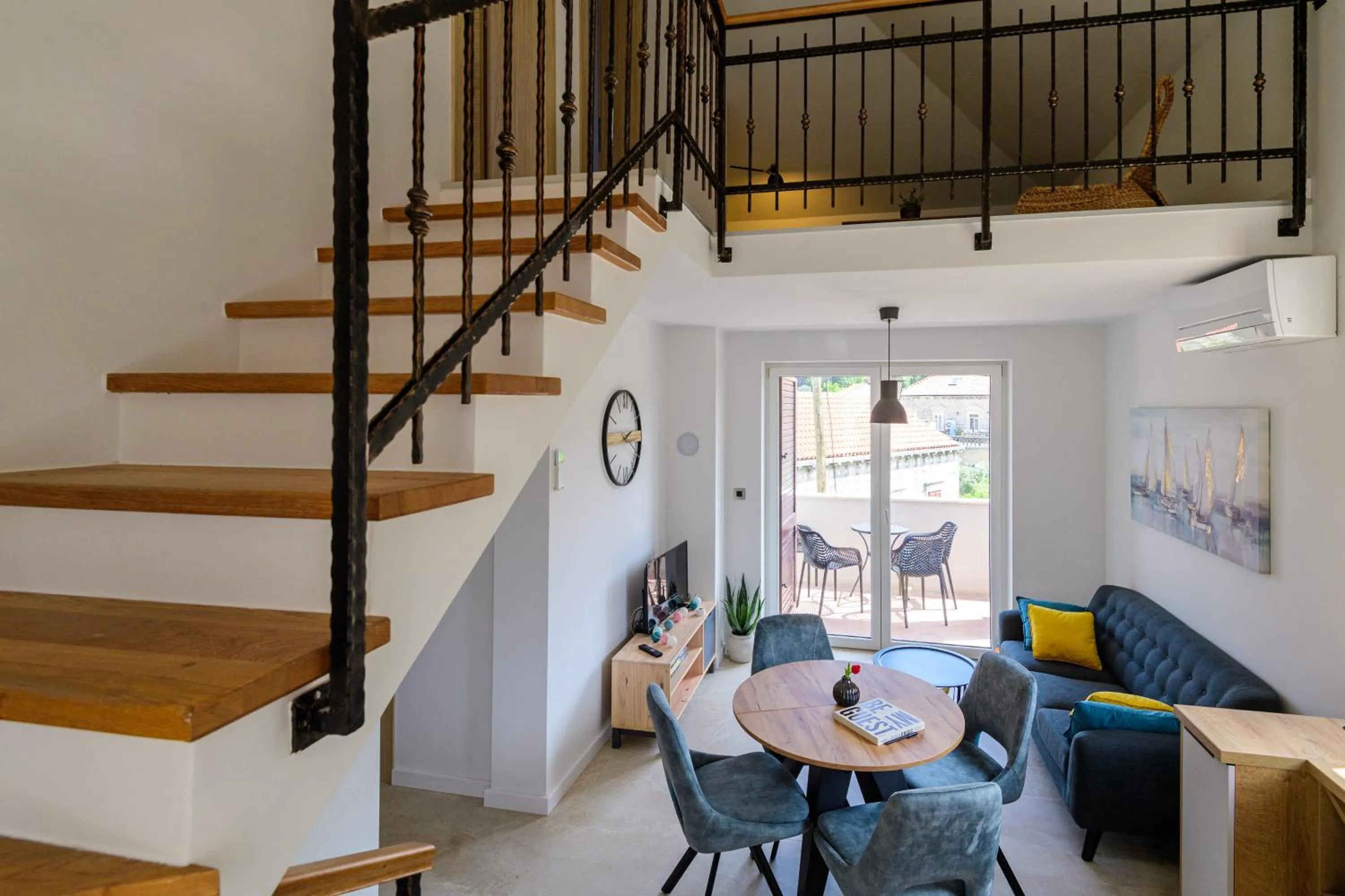 Apartments Kralj Ana