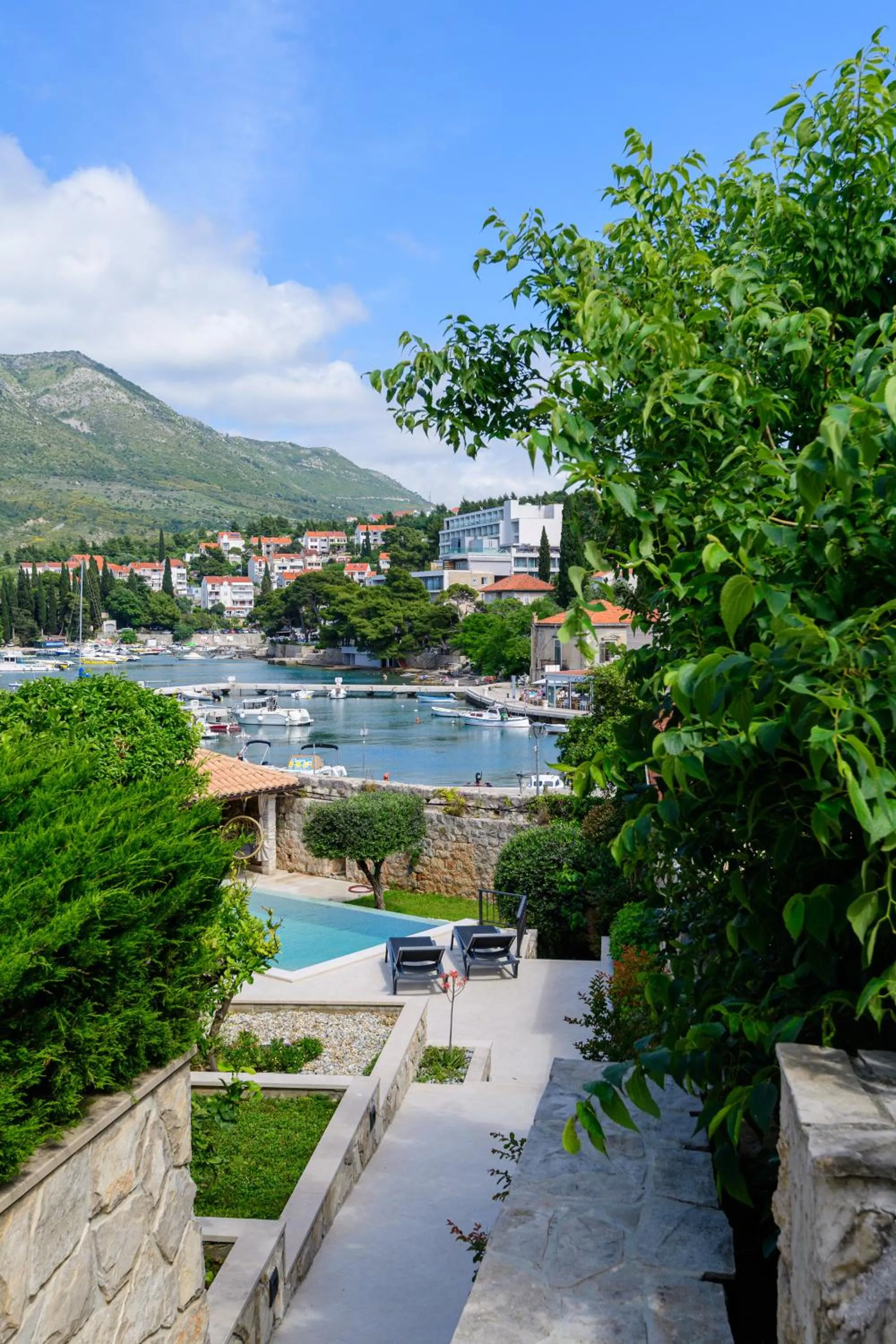 Apartments Kralj Ana