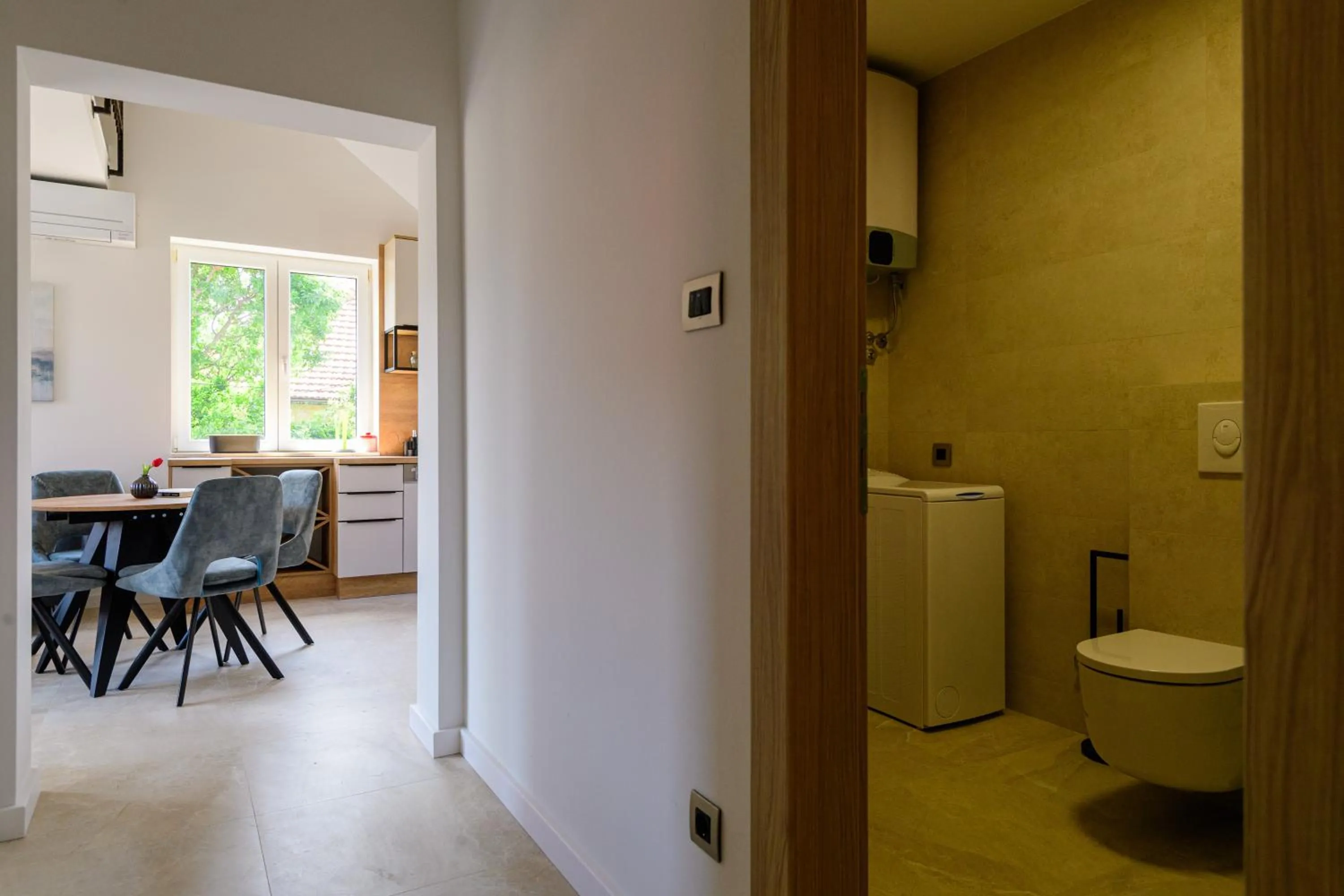 Apartments Kralj Ana