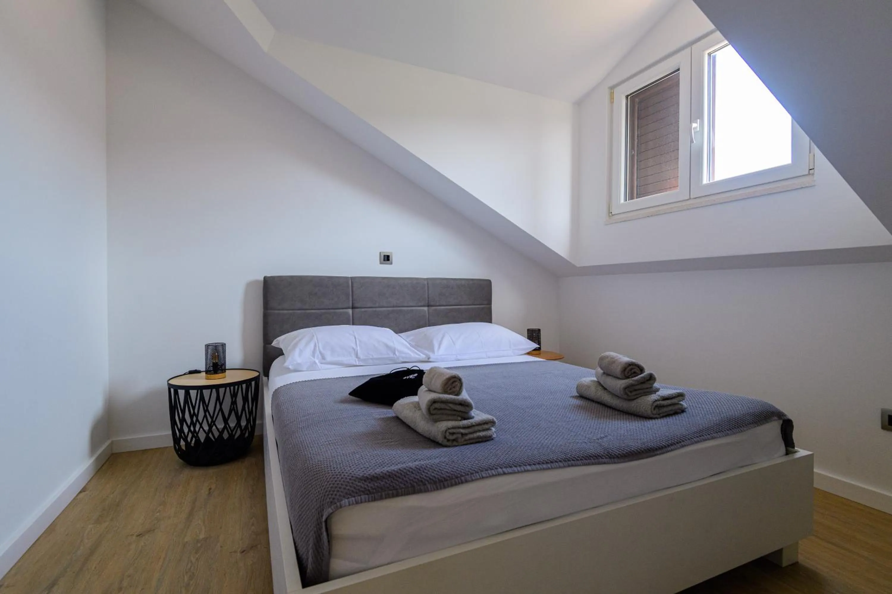 Bed in Apartments Kralj Ana