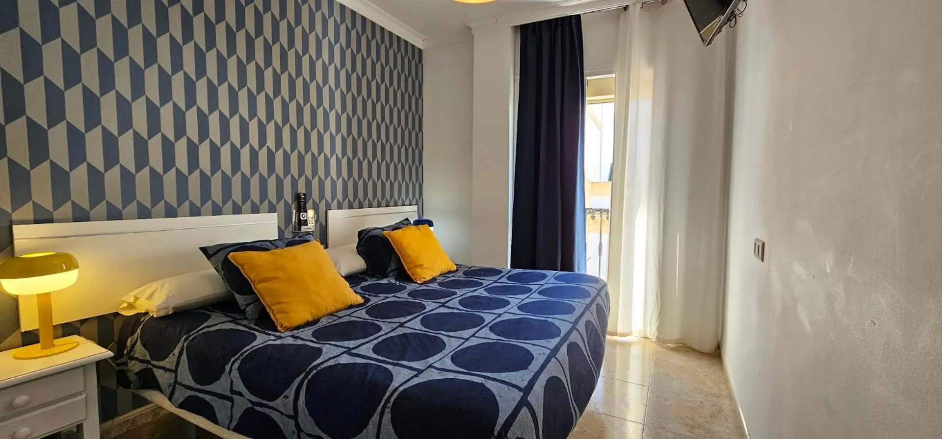 Twin Room with Bathroom in Hostal Boutique Luna de Nerja OLIVE OIL FREE DEGUSTATION & SALE