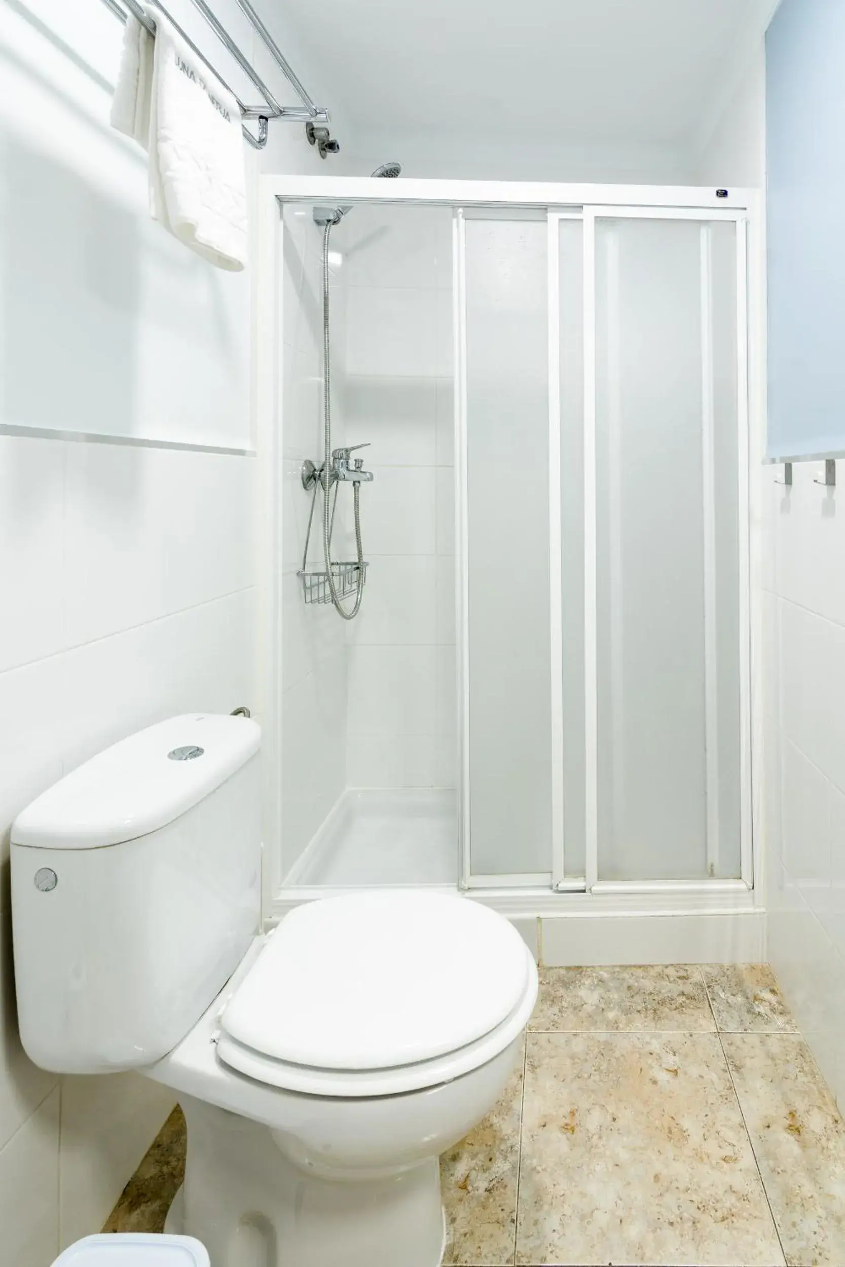 Double Room with Private Bathroom in Hostal Boutique Luna de Nerja OLIVE OIL FREE DEGUSTATION & SALE Double Room with Private Bathroom in Hostal Boutique Luna de Nerja OLIVE OIL FREE DEGUSTATION & SALE