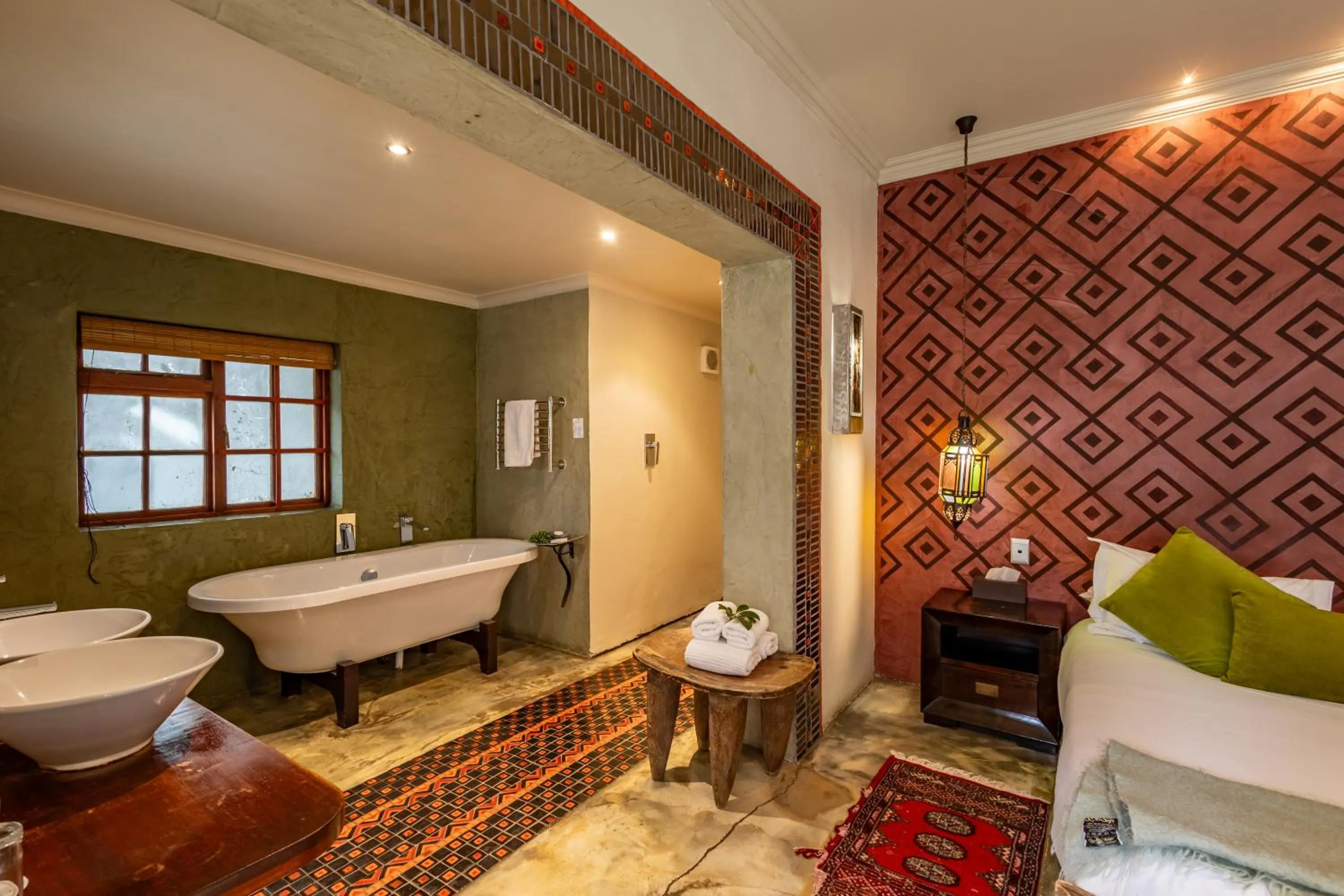 Bed in Singa Lodge - Lion Roars Hotels & Lodges