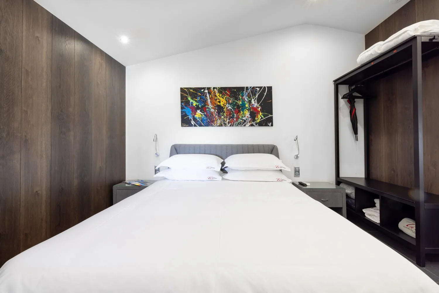 Bedroom, Bed in THE ADDRESS CASSIS