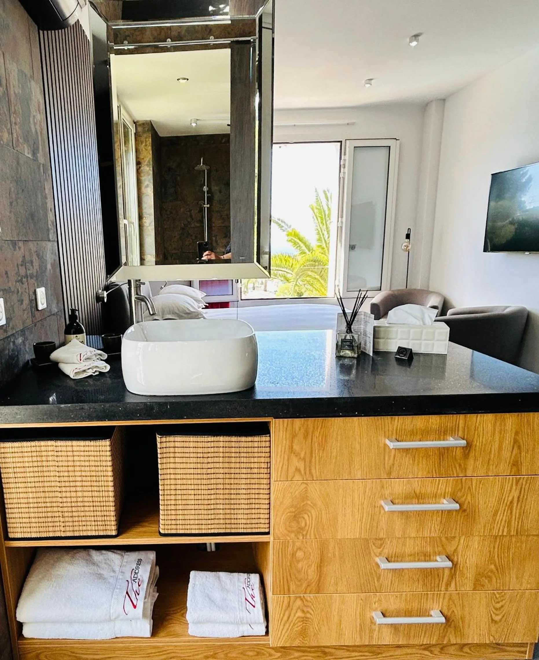 Bathroom, Bed in THE ADDRESS CASSIS