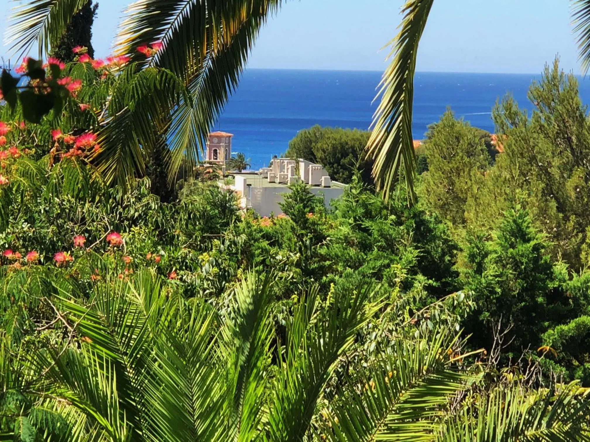 Sea view in THE ADDRESS CASSIS