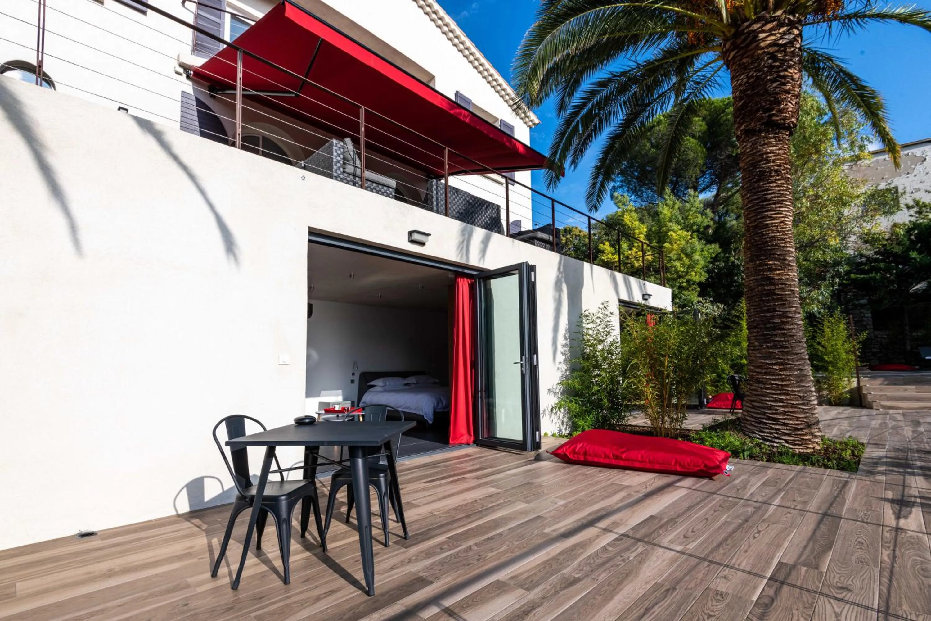 Patio in THE ADDRESS CASSIS