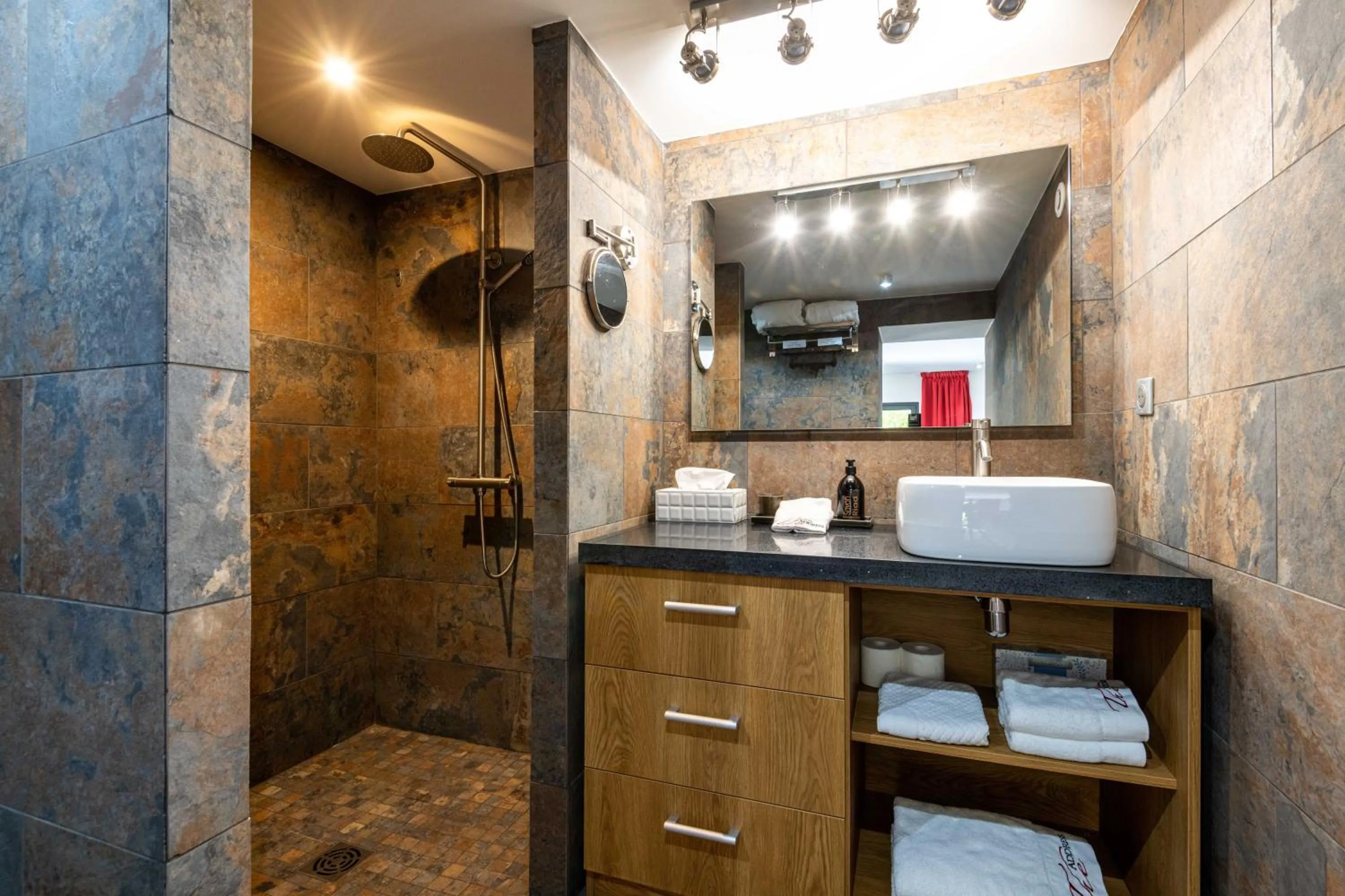 Bathroom in THE ADDRESS CASSIS