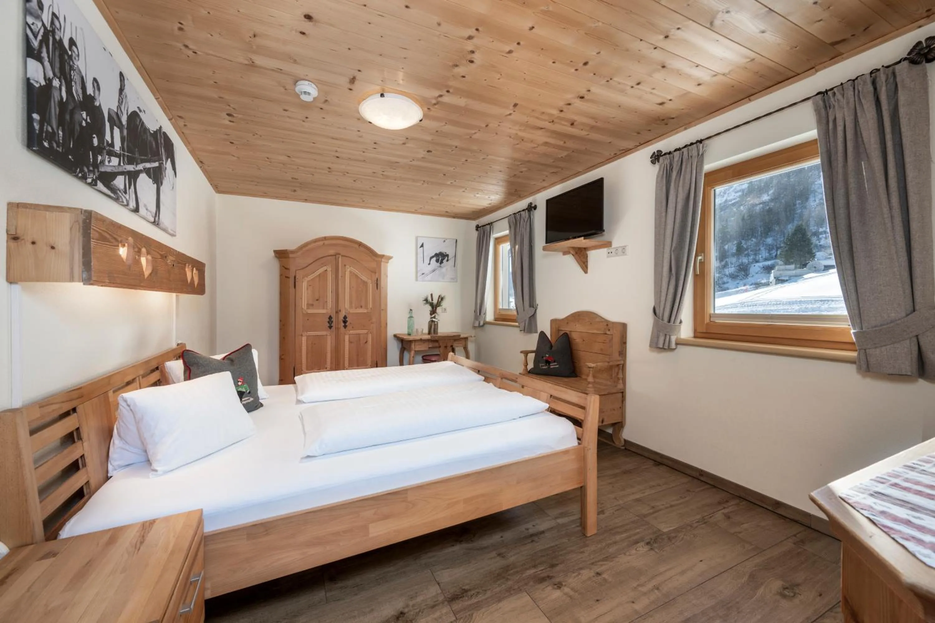 Bed in AUSTRIA APPART - natural Lifestyle Appartements auf der Piste