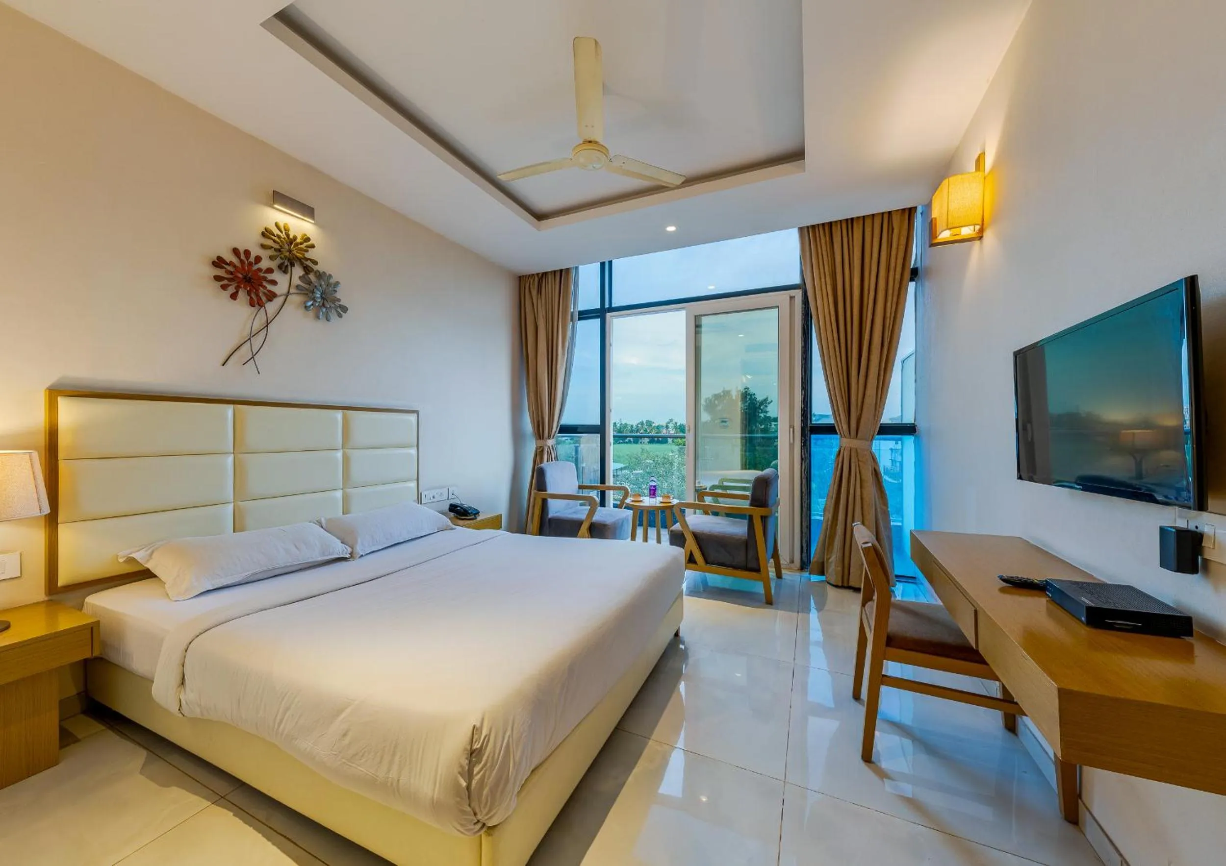 Bed in Hotel Sapphire Premium Hotel & Suite