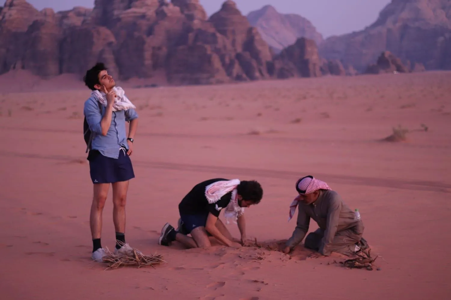 WADI RUM-Bedouin Tents and Jeep Tours