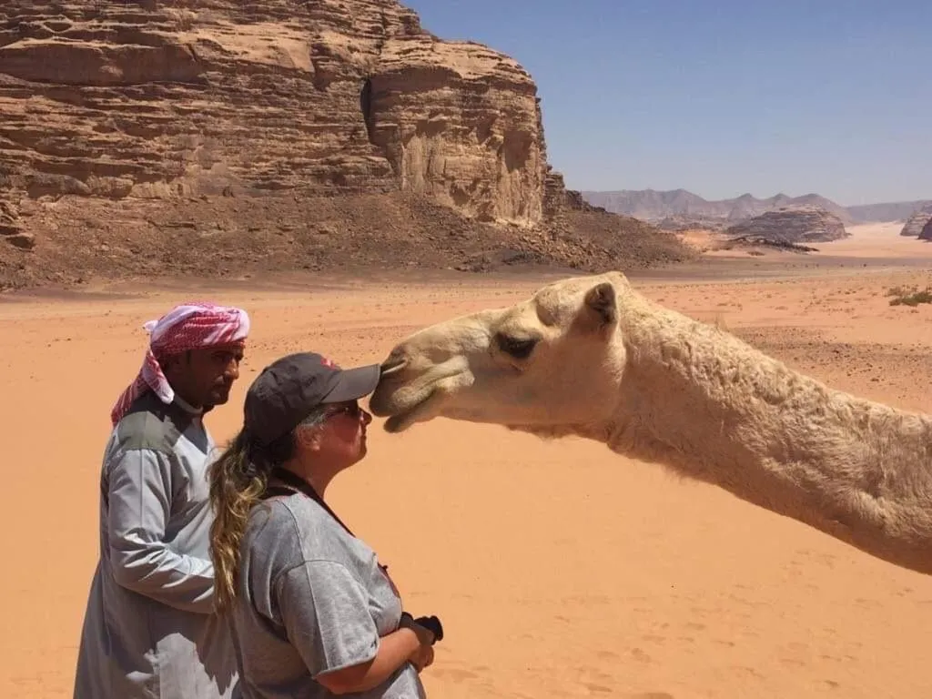 WADI RUM-Bedouin Tents and Jeep Tours
