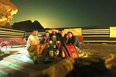 WADI RUM-Bedouin Tents and Jeep Tours