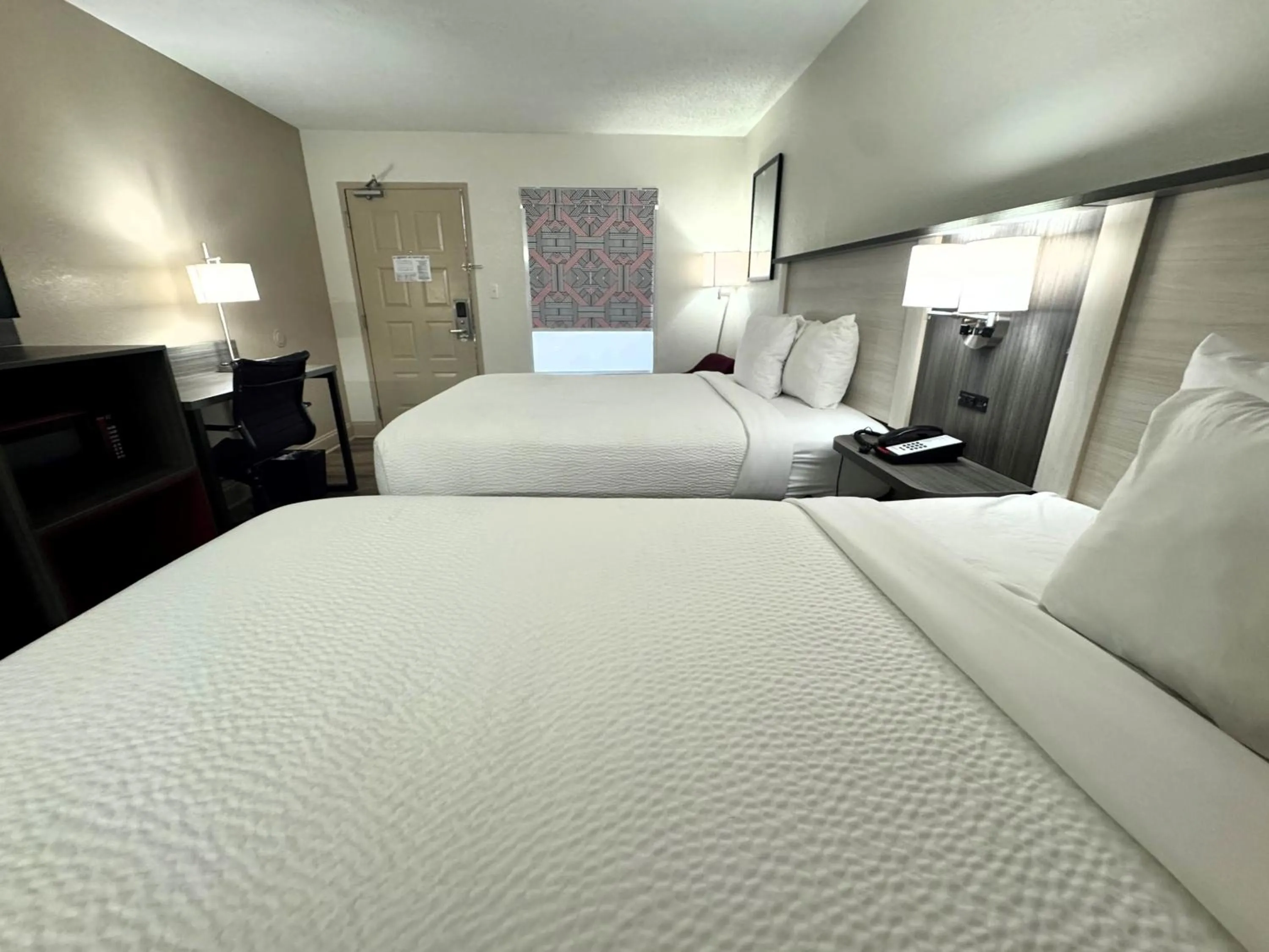 Photo of the whole room, Bed in Ramada by Wyndham Pelham