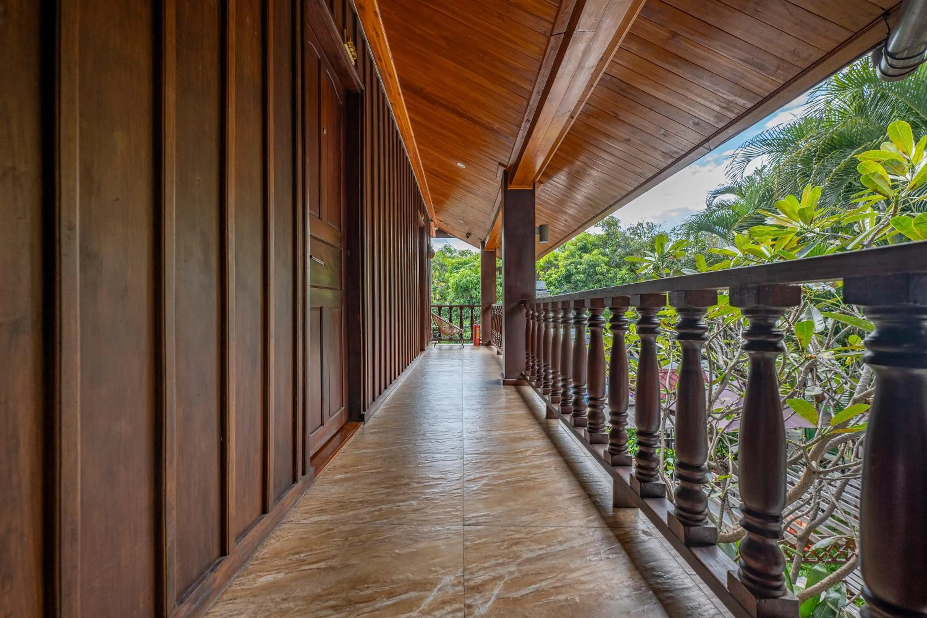 wisdom mystery Hotel